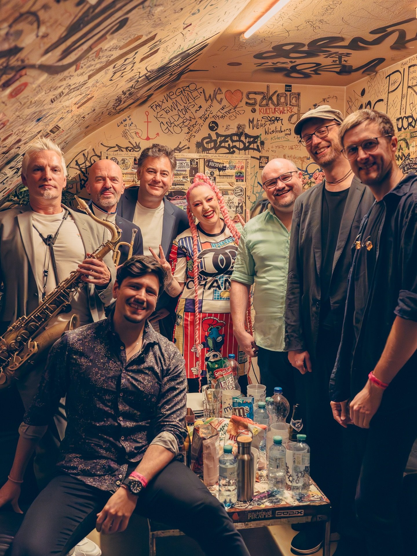 One year later &amp; we&rsquo;re ready for the &lsquo;Puzzle Pieces: Side B&rsquo; release show ✨ It&rsquo;s been an amazing year &amp; we can&rsquo;t wait to see yoooooou! BIG LOVE 💗🫶🏻

🗓️ Samstag 29 Nov
📍Lerchenfelder G&uuml;rtel 37, 1160
⏰ 19