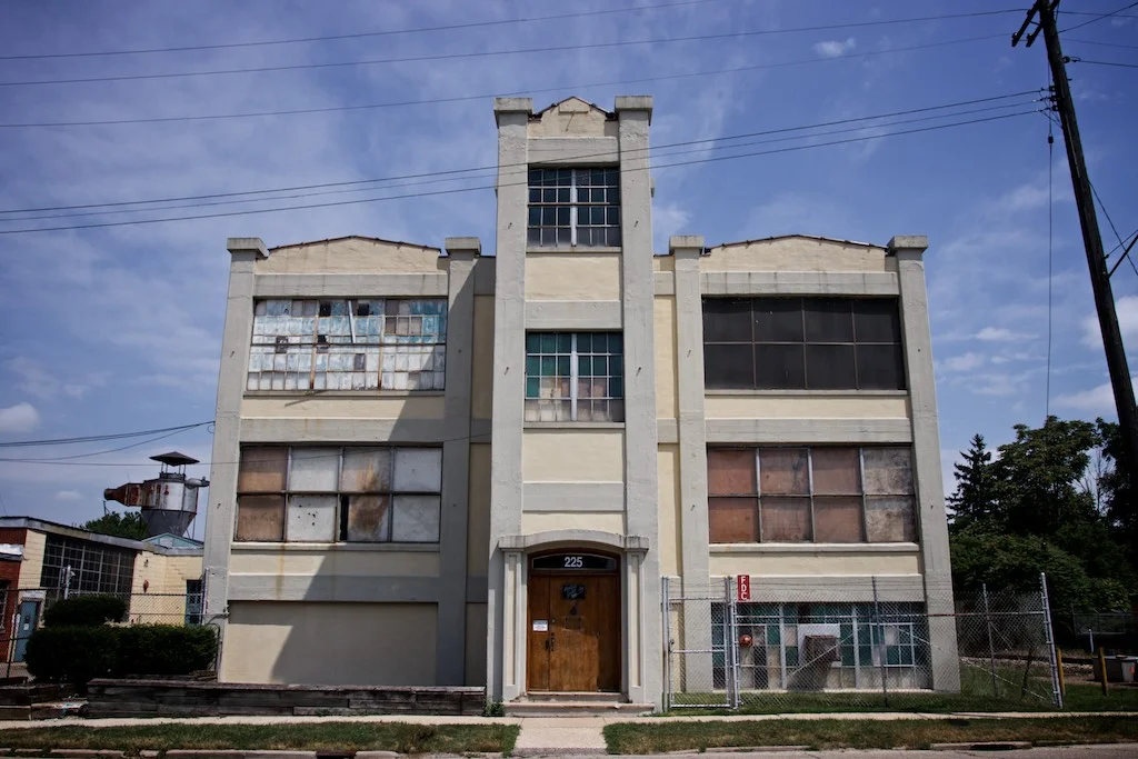 Kalamazoo, MI: This is the building at 225 Parsons Street in Kalamazoo, Michigan. It’s the site of the original Gibson Guitar factory and current home to the Heritage Guitar Company. Paying homage was essential as we passed through the midwest.
