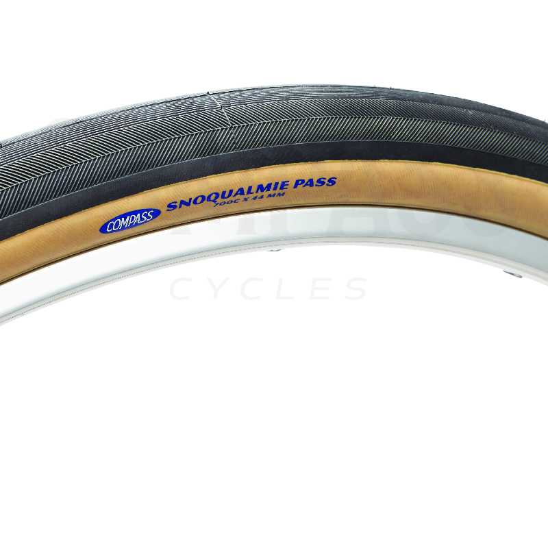  For a super plush ride the Compass Snoqualmie tire. Measures 700 X 44mm!