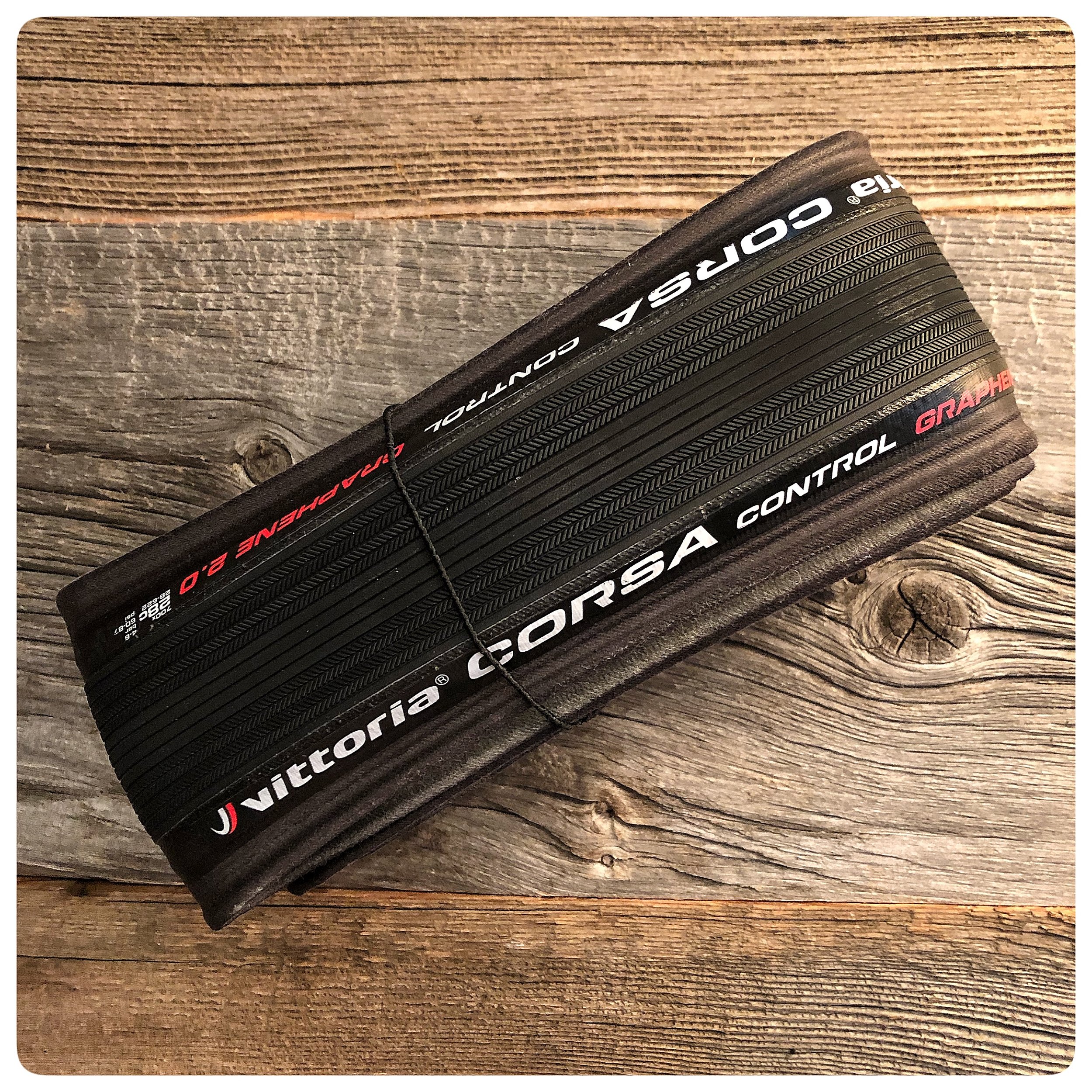 Vittoria’s Corsa Control tire. Graphene infused with a 320 TPI cotton casing. Super low rolling resistance and excellent grip. Fast, fast fast!