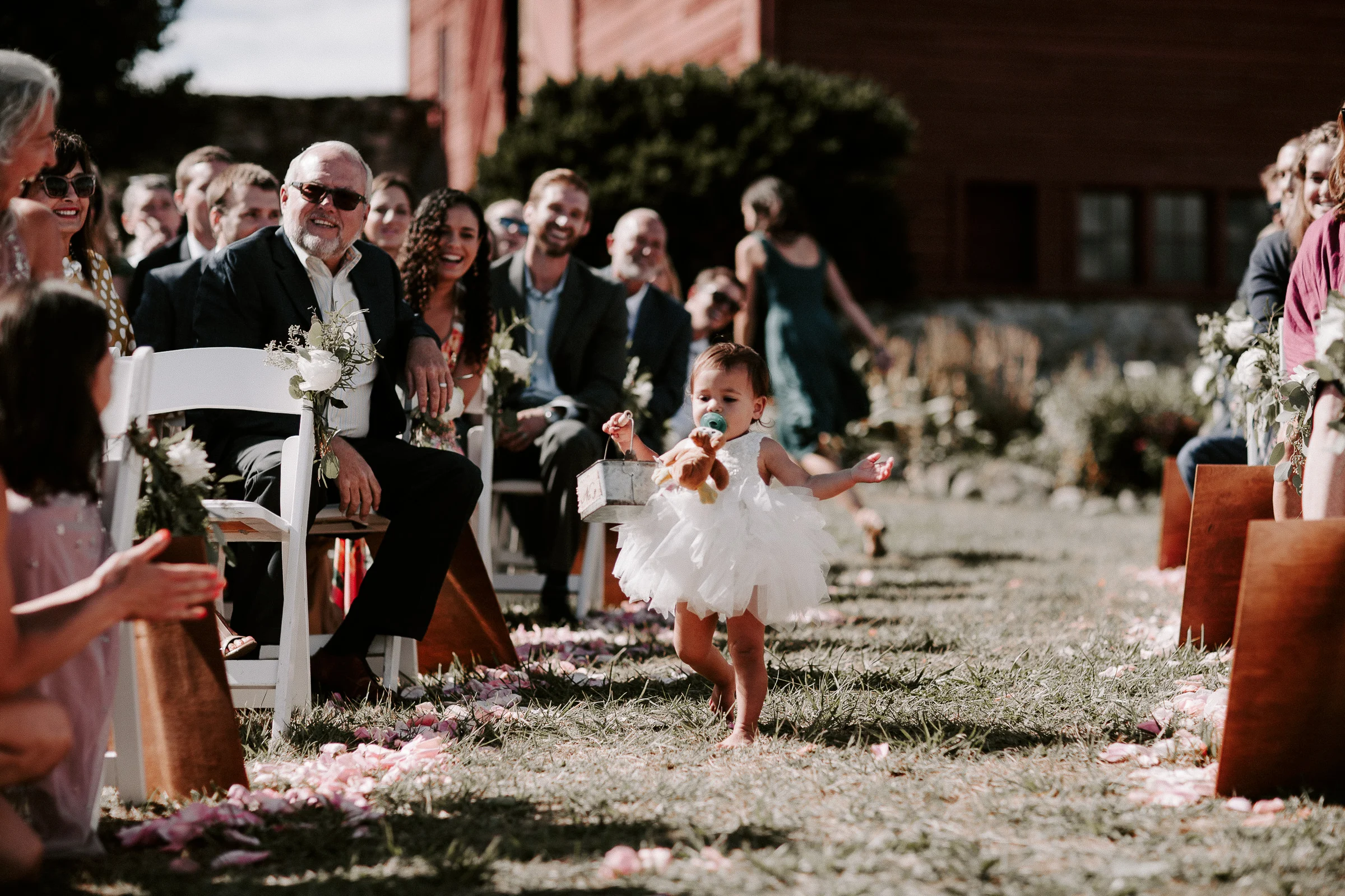 daniellecarissa_emily&andrewwedding_whidbeyisland-2109.jpg