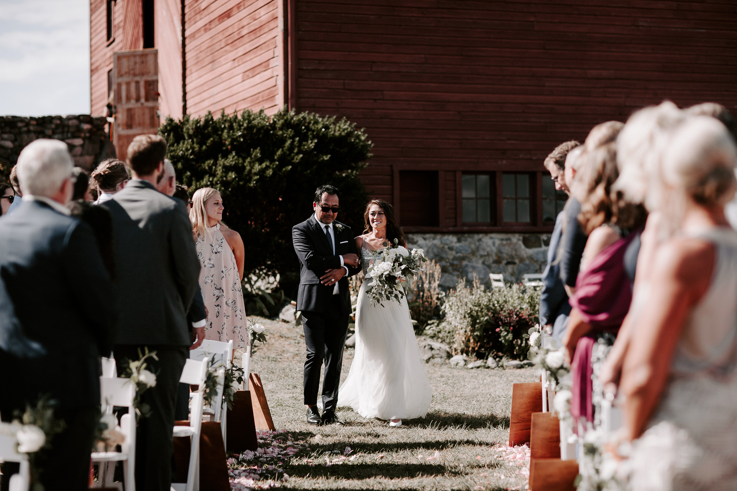 daniellecarissa_emily&andrewwedding_whidbeyisland-2125.jpg