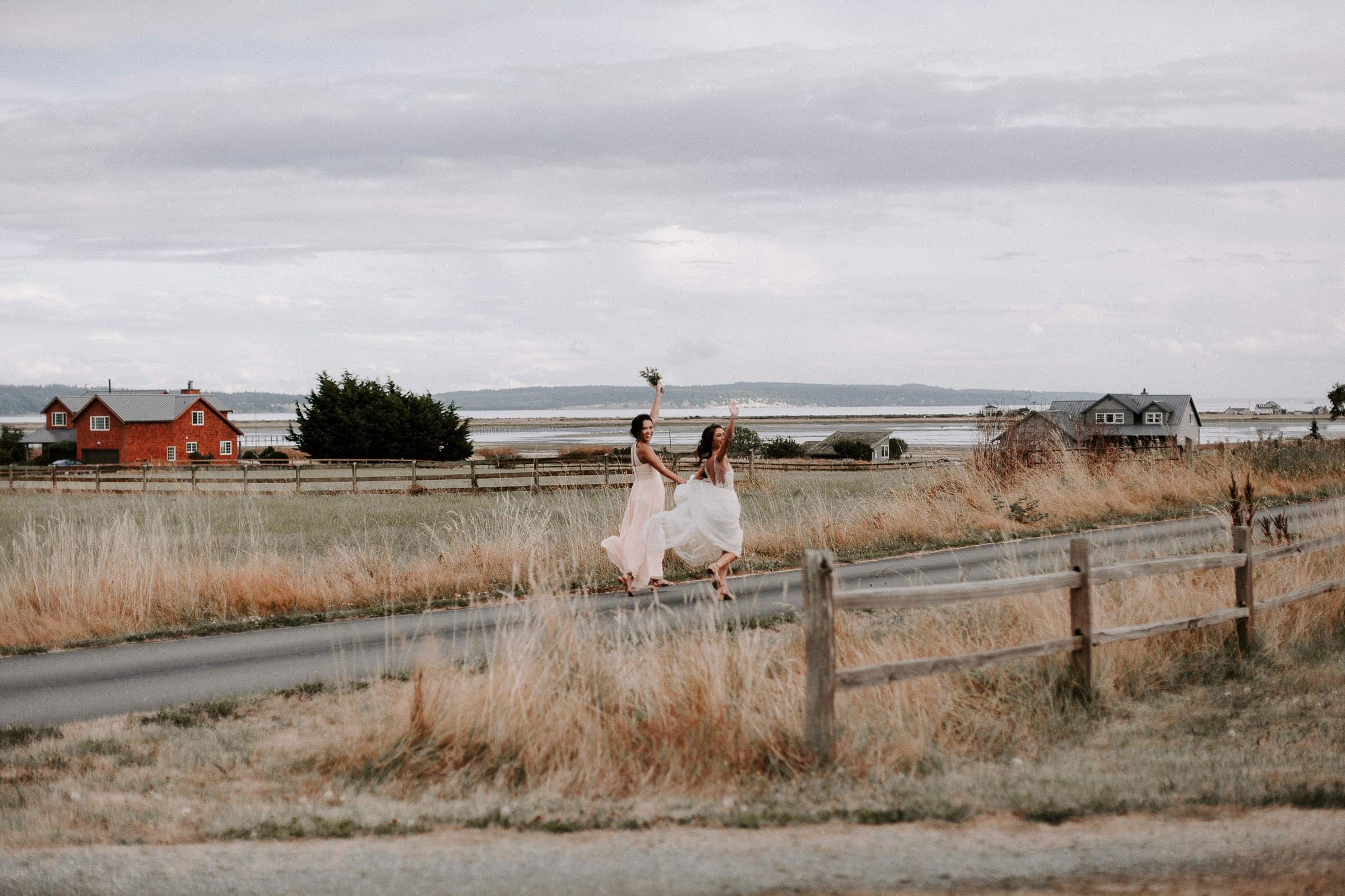 daniellecarissa_emily&andrewwedding_whidbeyisland-2637.jpg