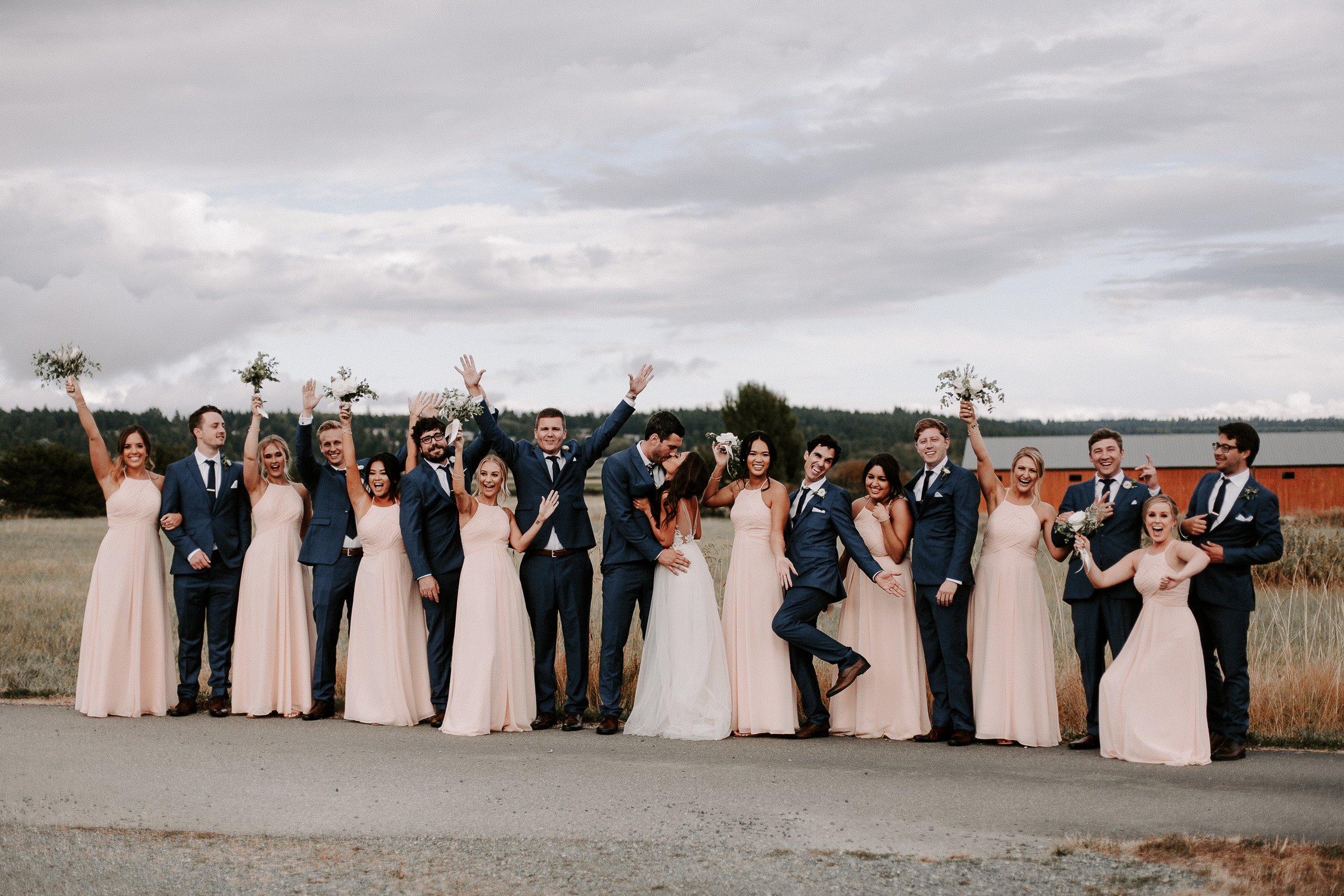 daniellecarissa_emily&andrewwedding_whidbeyisland-2765.jpg