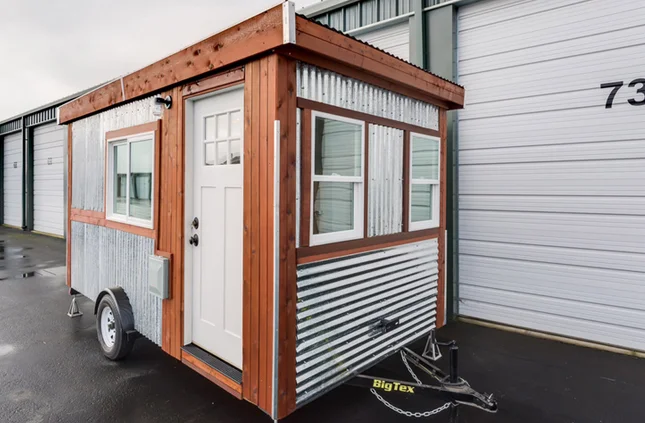 The Walden is a 98 square foot tiny house built by Graham Berry in Aurora, Oregon.