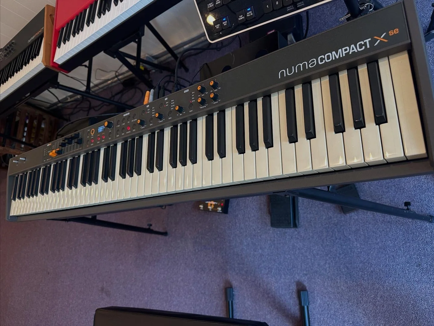 Studiologic Numa CompactXse — Black Hammond