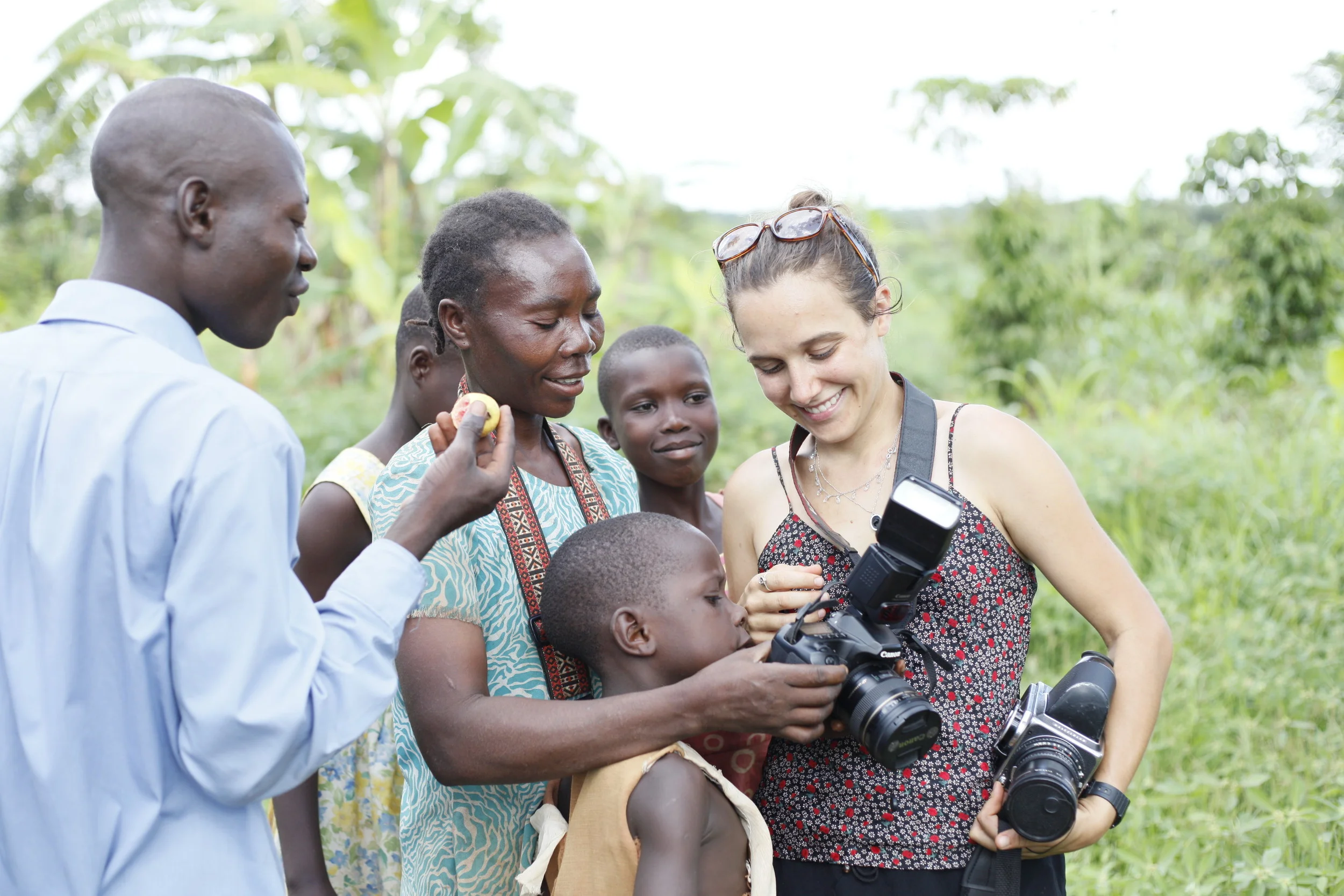  It was always so exciting for participants to view and use digital cameras because of the instantaneous color photos. Black and white analogue film was used for the making of Picturing Wanteete, which made for an entirely different photographic expe