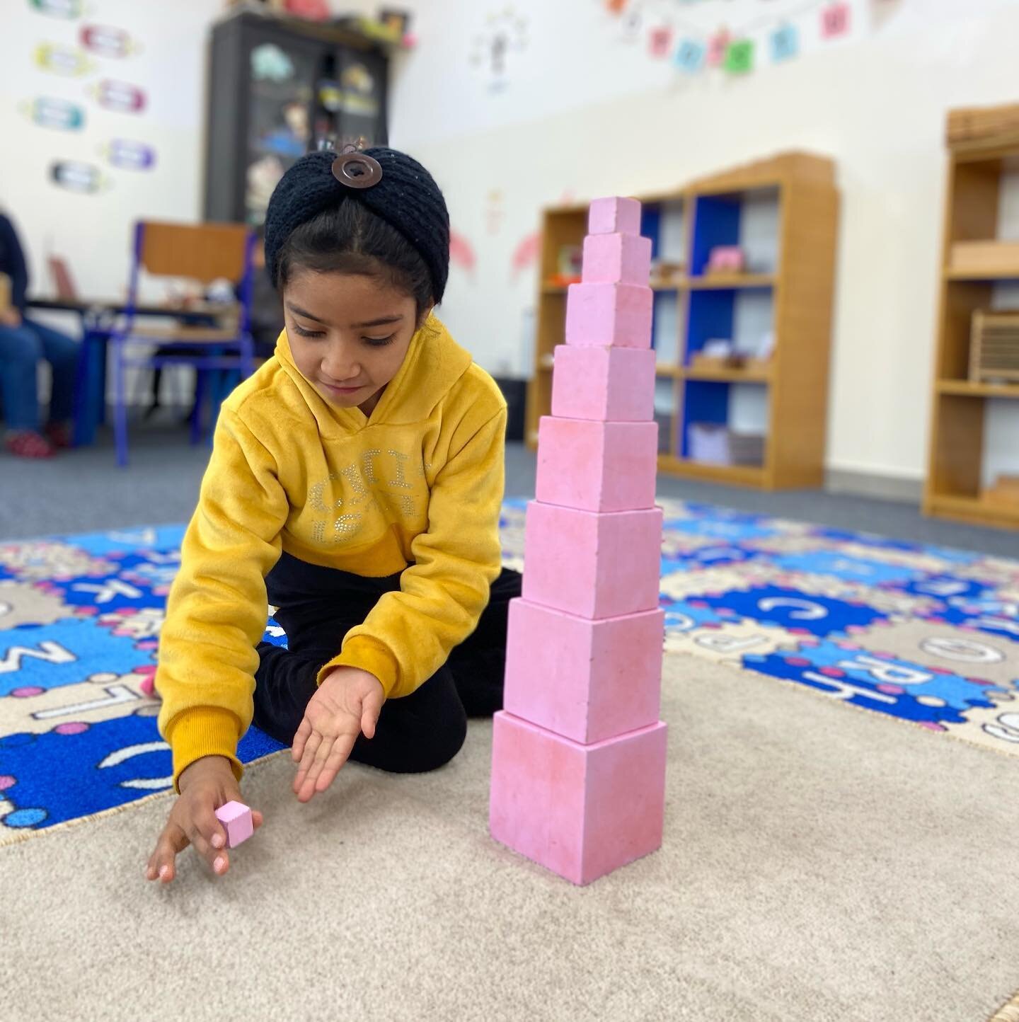 This week, Zoe Paul, a San Francisco-based owner and teacher of a montessori school with a master's degree in Montessori specialization in ages 0&ndash;6, reviewed and taught our Montessori instructors as part of our effort to improve our Montessori 