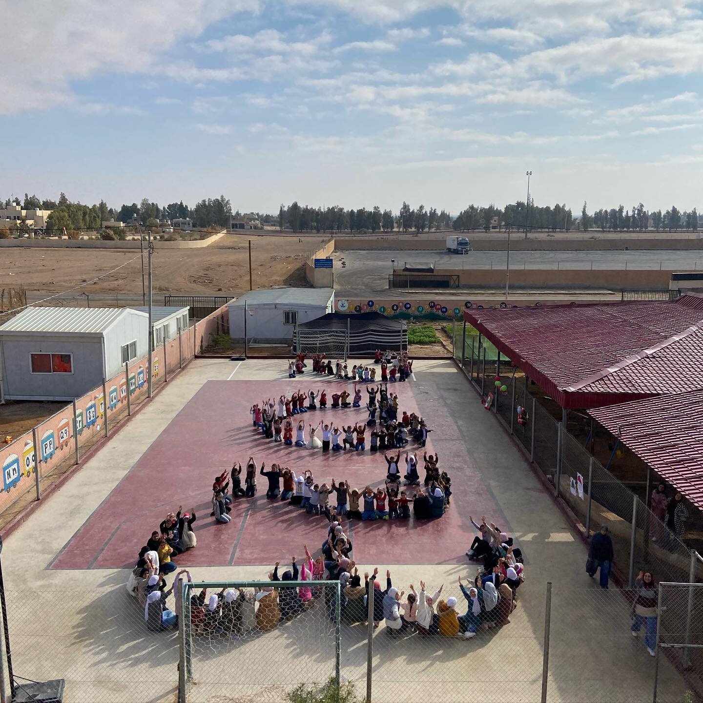 Happy New Year!! ❤️

The Azraq Education and Community Fund wishes you a new year filled with happiness, hope and uncountable blessings. 

📸: @asyljabr 

#azraq #jordan #syrians #2023 #school #eduaction #endofyear #love #giving #children #giveback #