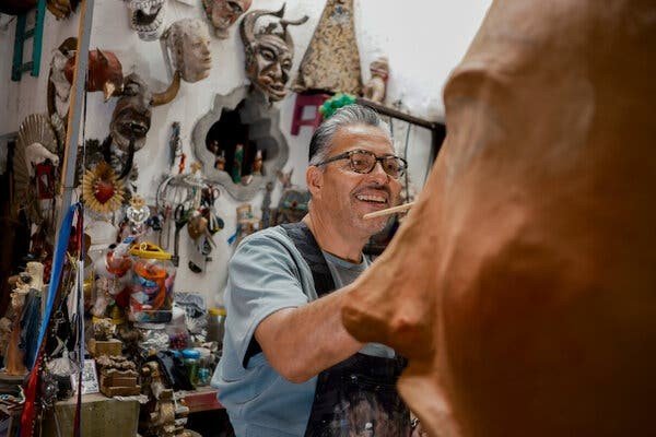 Giant Puppetry in the New York Times!