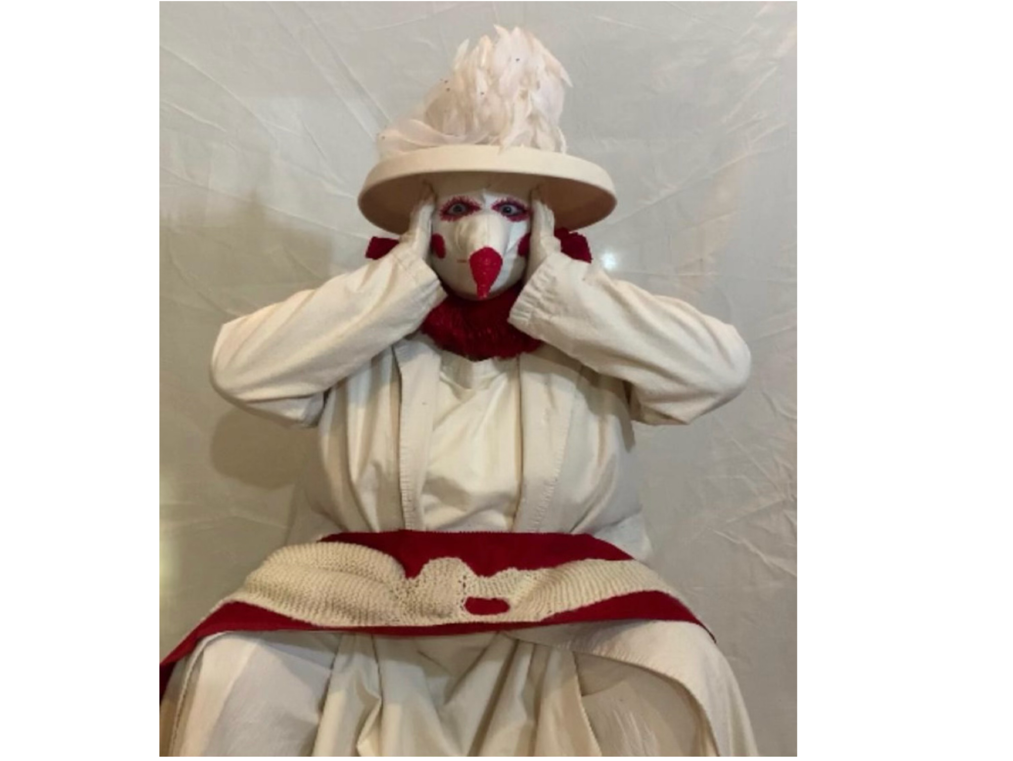 The first costume for Road of Useless Splendor was coming together - the coat, the mask, the hat and the road. Photo by Deborah Hunt. El primer traje para Road of Useless Splendor estaba tomando forma: el abrigo, la máscara, el sombrero y la car