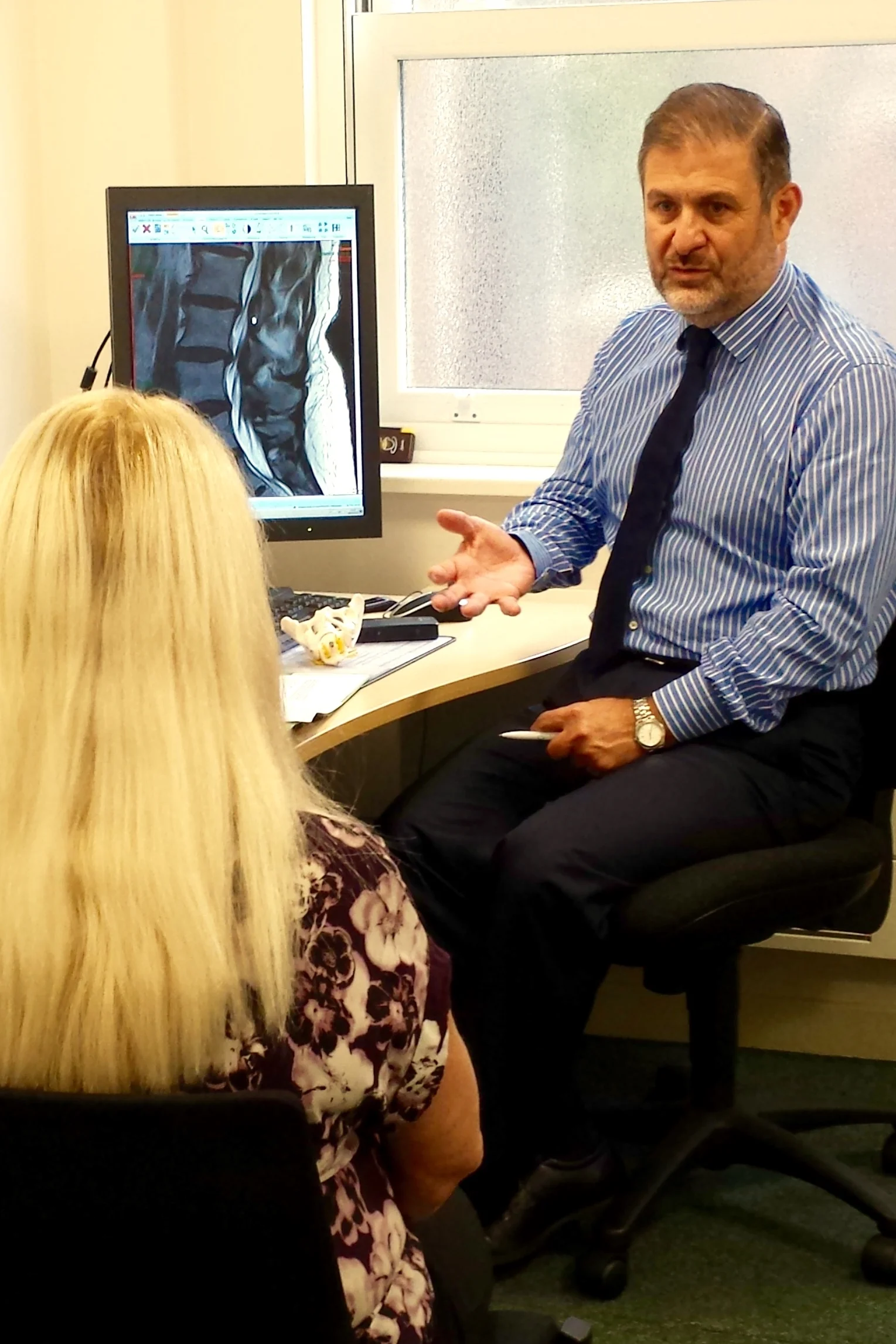 spine-consultancy.jpg