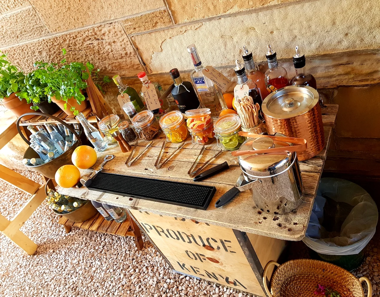 Bubbles and Botanicals package £795 - Our gin & Prosecco van available for hire