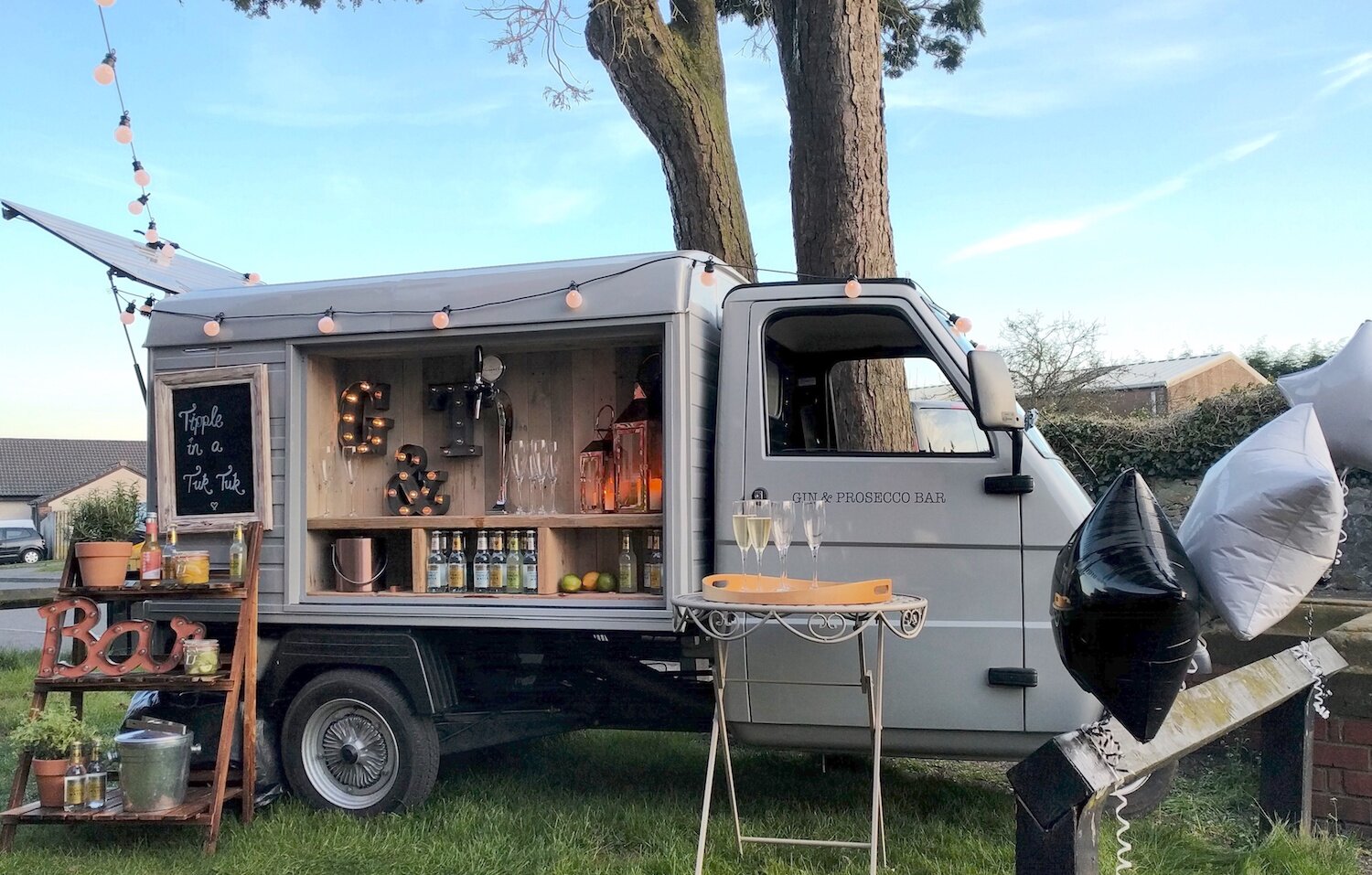 party-mobile-bar-hire-8.JPG