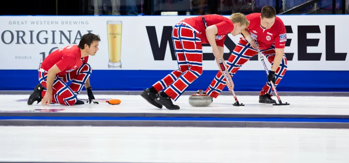 WorldCurling-Day2-24.jpg