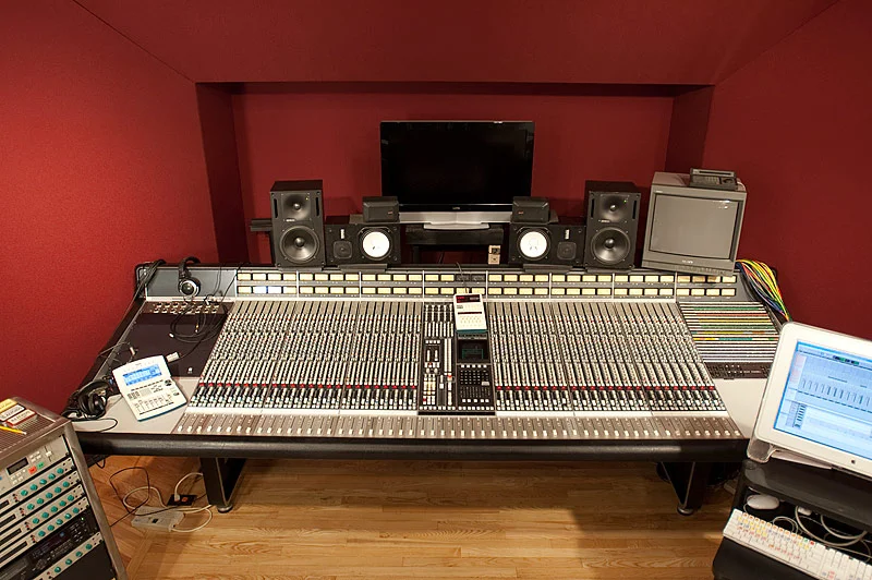 SSL Console @ Dead Aunt Thelma's