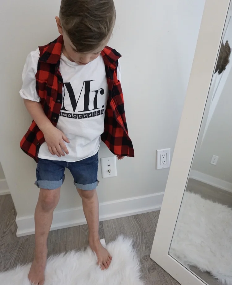 Mr. Smoochable Tee: @darlingandbandit