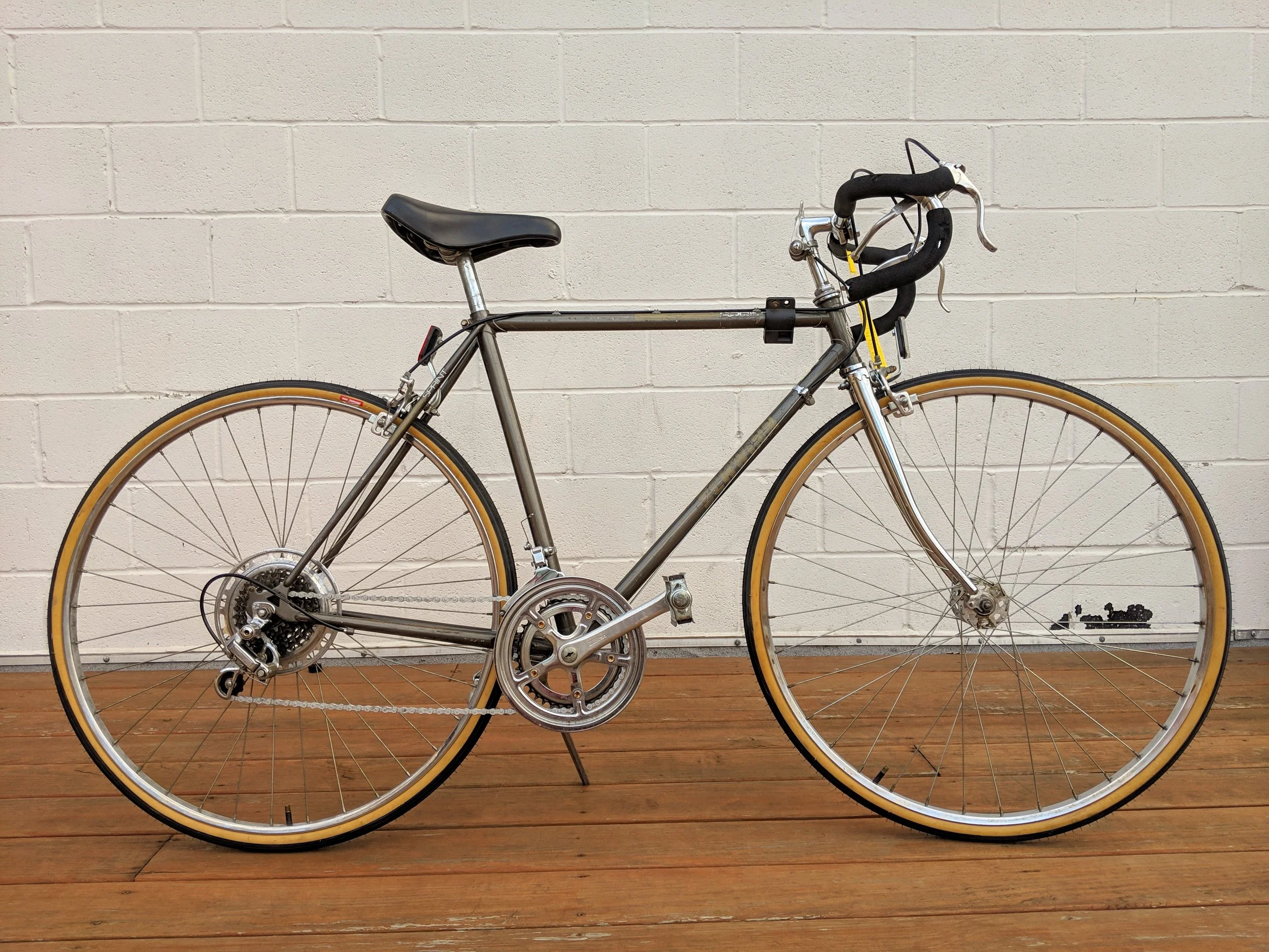 53cm Silver Schwinn Sprint $260