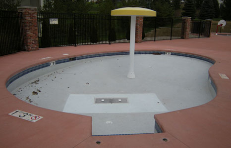 Empty kids pool area at Virginia Graeme Baker Pool & Spa Safety Act