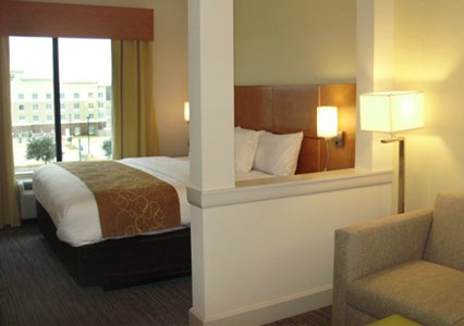 Bedroom in Comfort Suites in Bossier City, LA