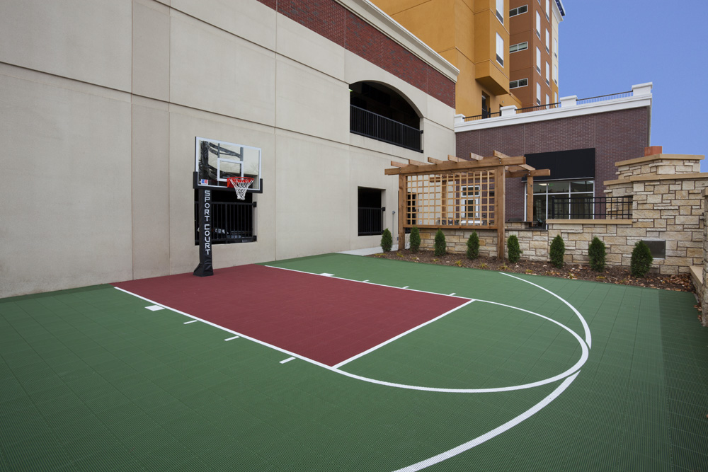 Outdoor basketball court at the Homewood Suites in Rochester, MN