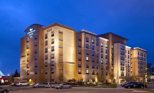 Night time outside view of the Homewood Suites in St. Louis Park, MN