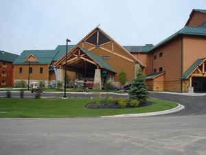 Outside view of the Three Bears Resort in Warren, WI