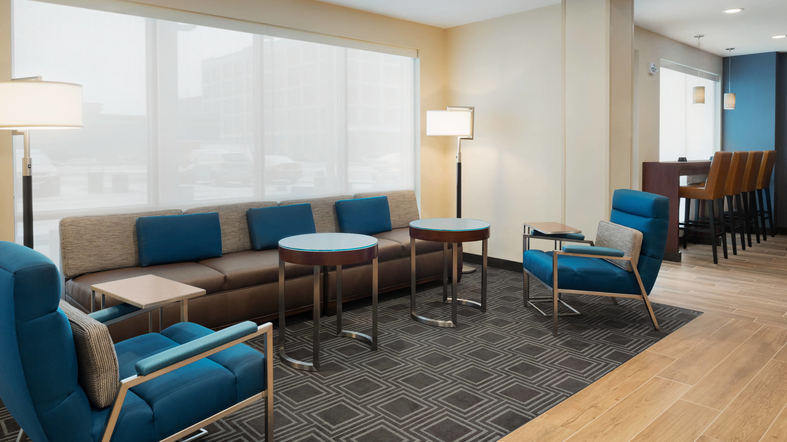 dbqts-lobby-3046-hor-wide.jpg