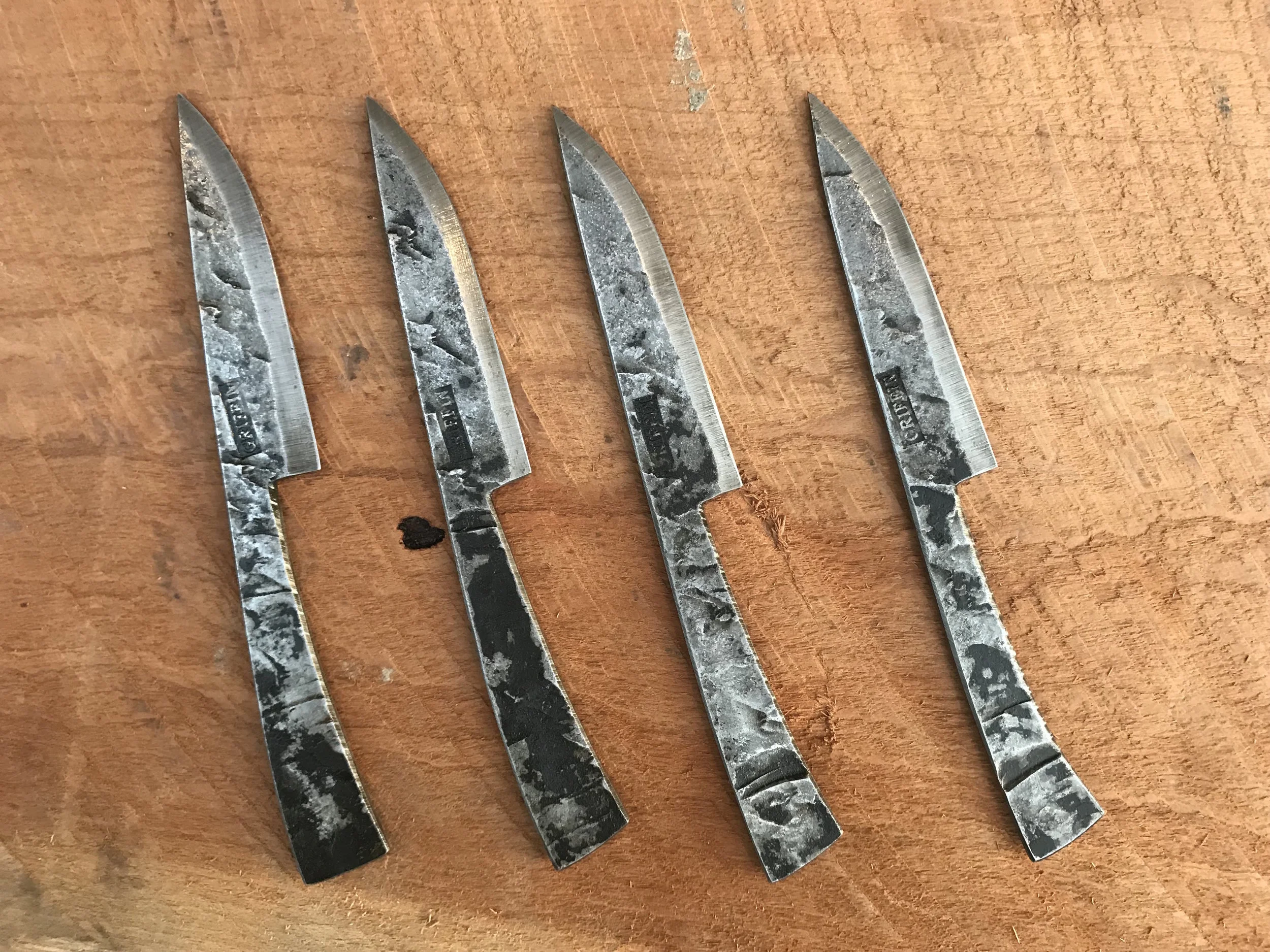 1095 Steak Knives