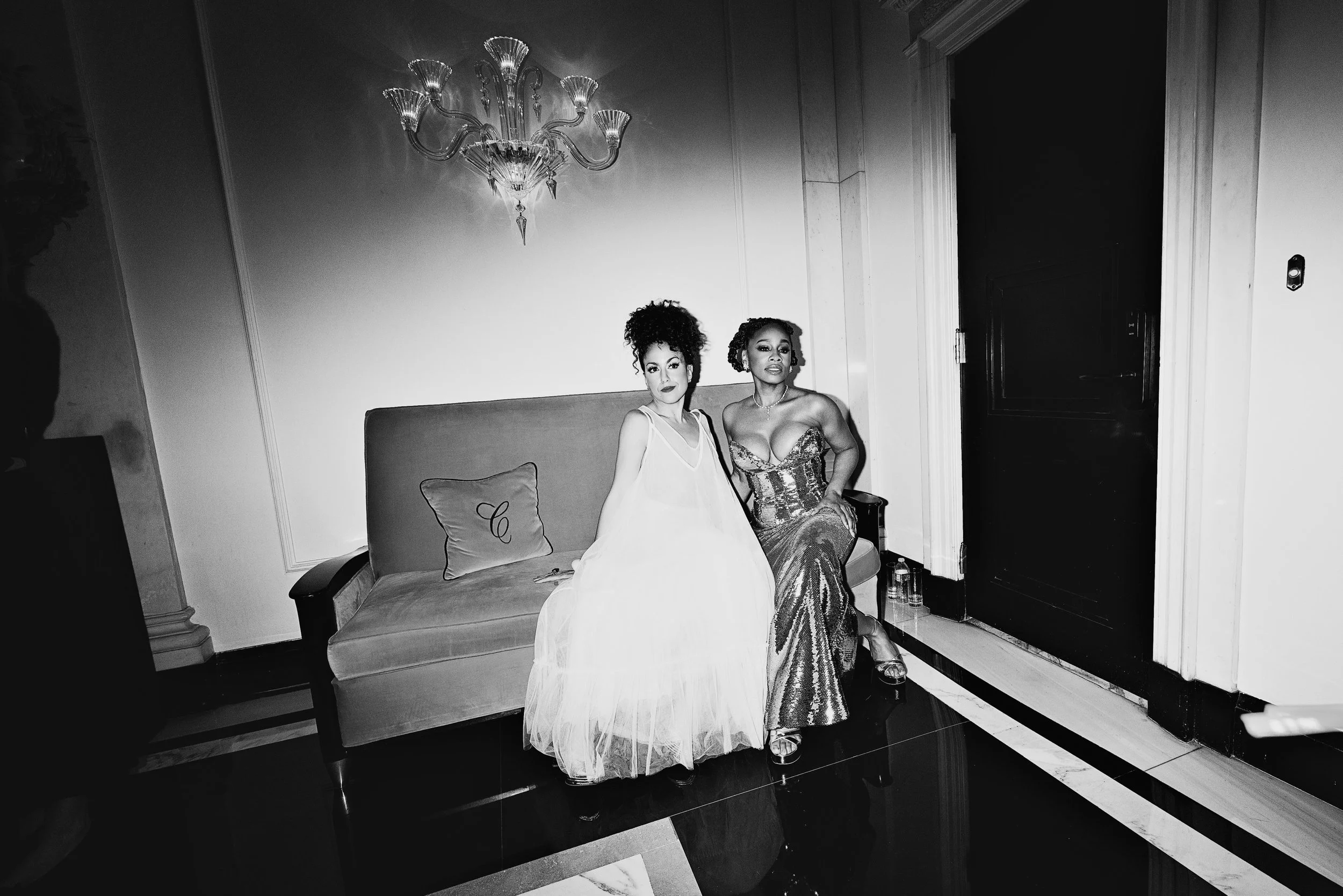 The Carlyle.
Tony Awards after party 2026.

My first time at this notorious event. It really was magical, glamorous and chic.

@rickmiramontez1  and @troutinnyc -  thank you. 
I succeeded at making memories and collecting stories. Only sleeping 1.5 h