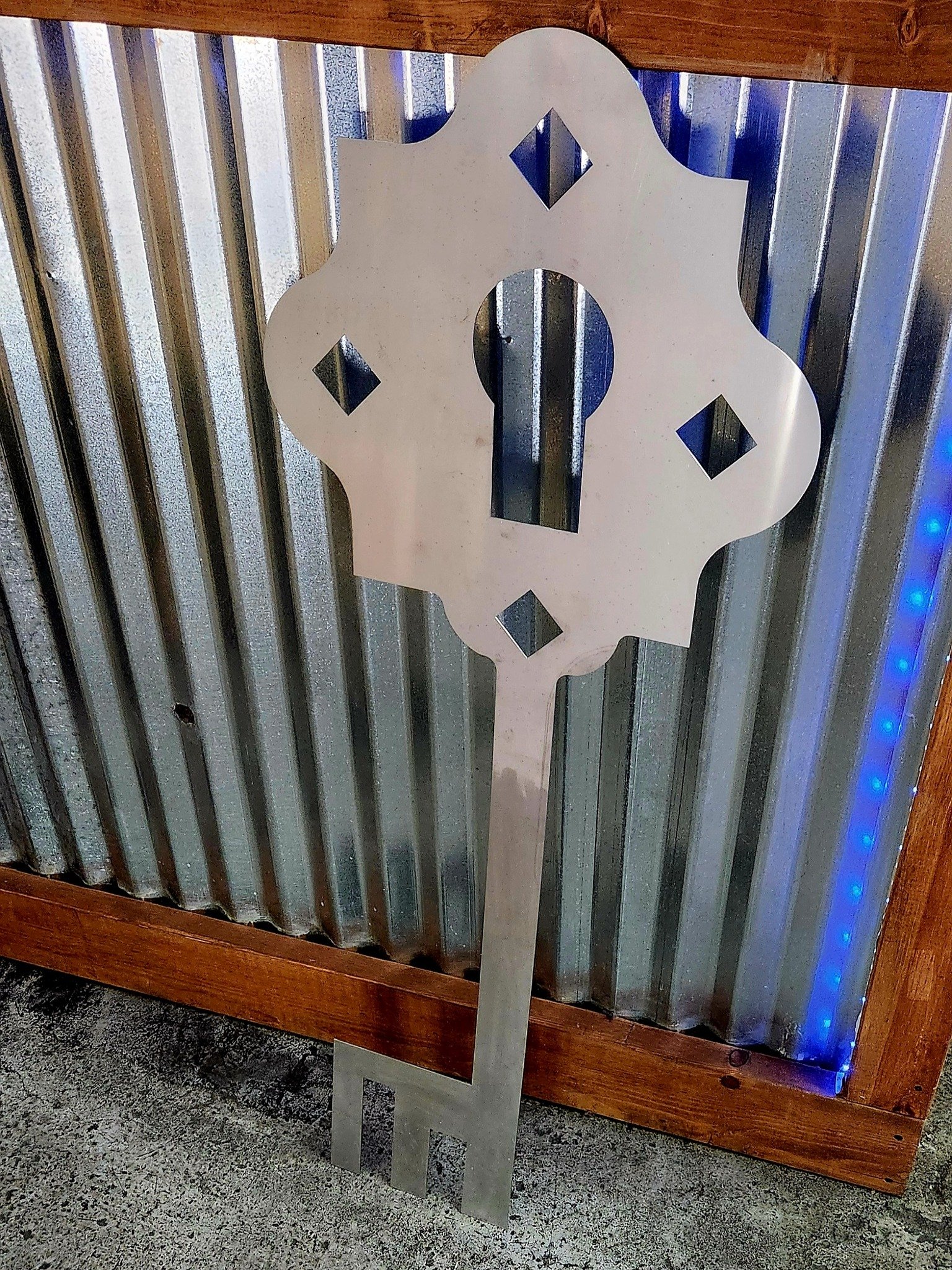 We had a request to design a unique large key for people to sign to kick off the Q Casino next phase of their remodel. We custom designed and cut a 4 foot metal key for them to sign with a marker and display in a case when completed. We thank the Q C