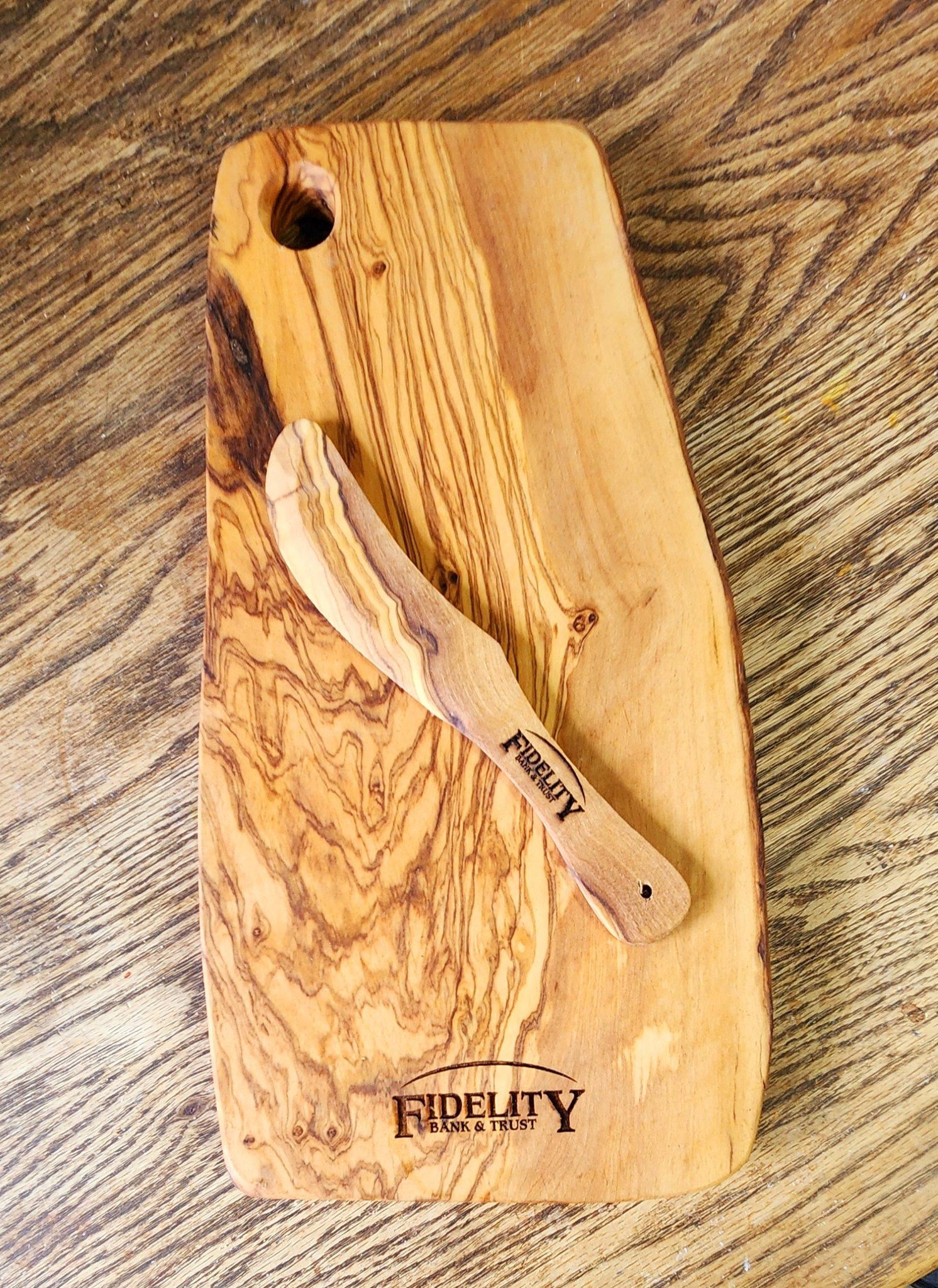 Custom engraved various cutting boards and coasters for an upcoming event for Fidelity Bank. #zalaznikcreative #fidelitybank