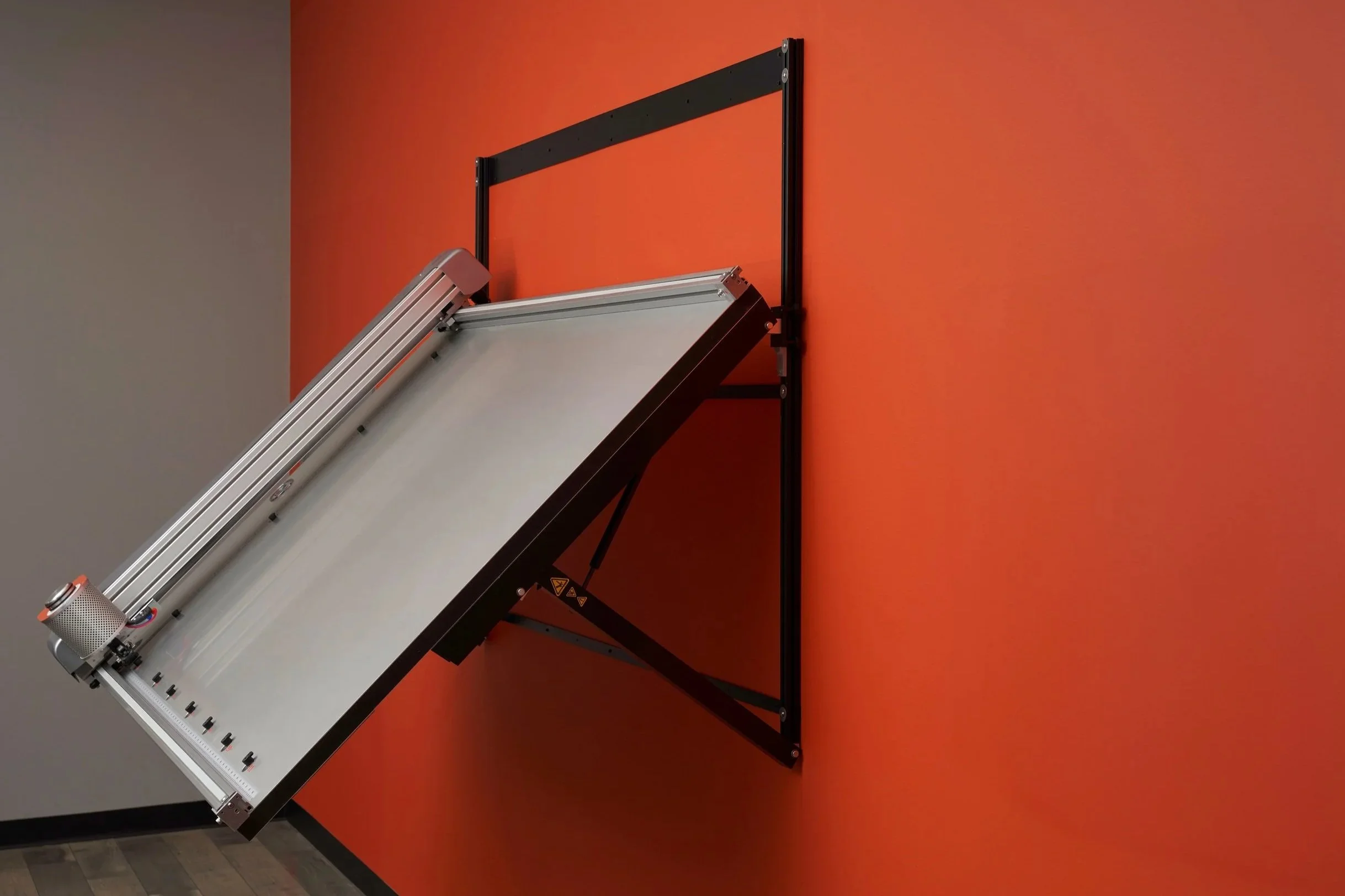 Z1 on Retractable Wall Mount - Extended