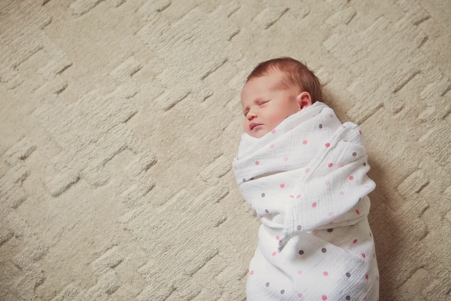 Annie Newborn-02.jpg