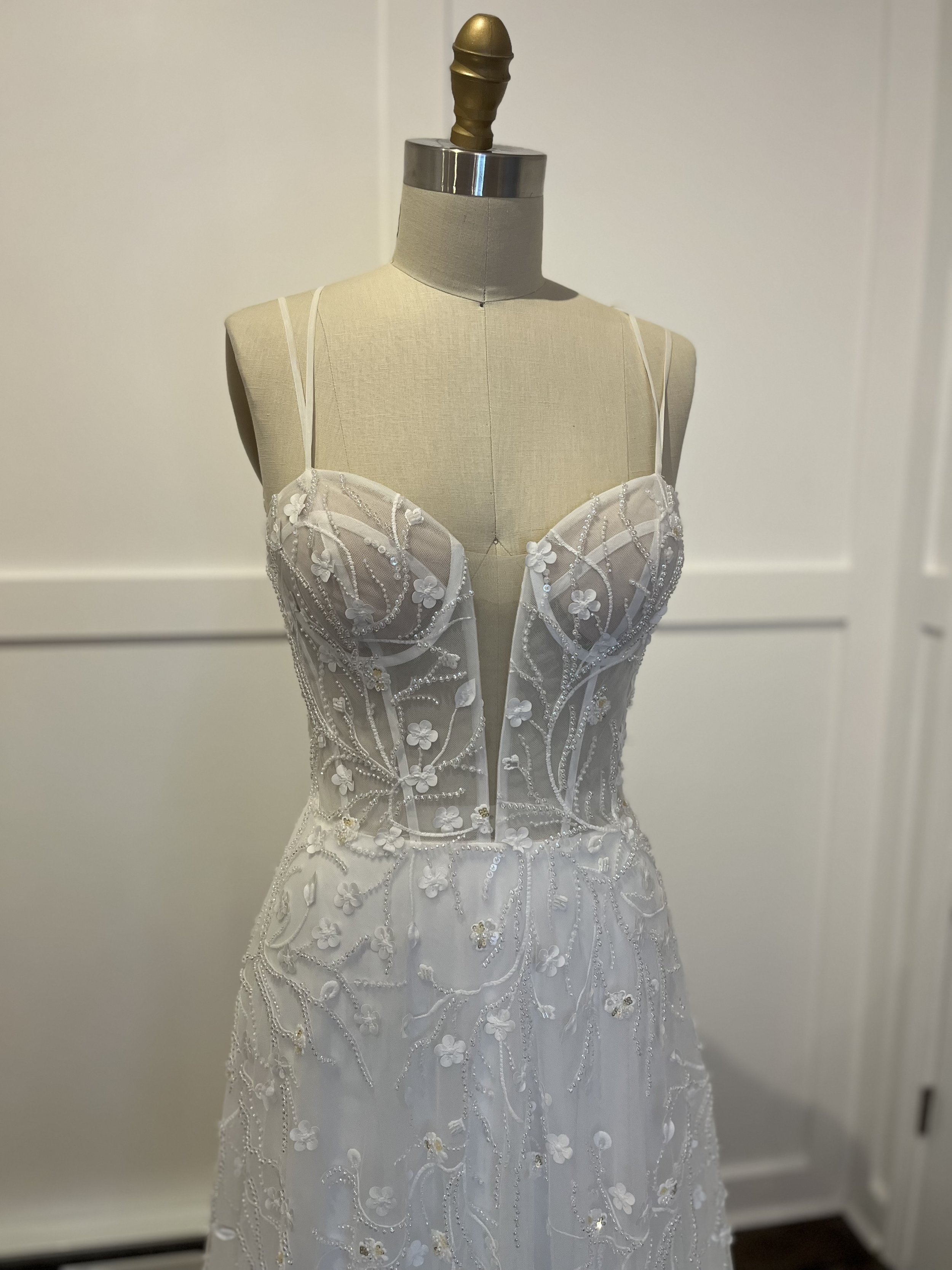 Lis Simon Paris Wedding Gown Bust Detail