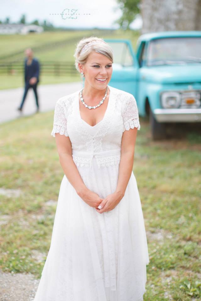 CC Bride | Cassie Dress | Willow from Blush by Hayley Paige Photography | Conrhod Zonio