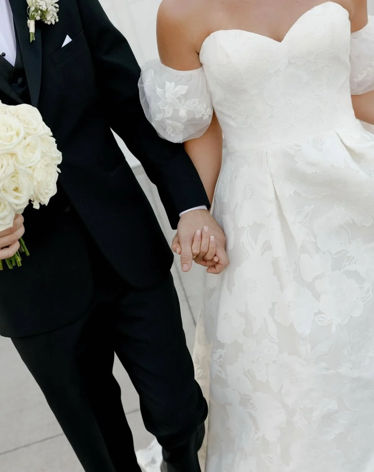 Just So. Dang. Good.
Classic black and white weddings are so iconic! And let&rsquo;s talk about that dip!!! 🔥

&bull;&bull;&bull;
📸- @parkergreerphotography
CC Bride @megantaylorturner
Claire dress by our private label

Wedding fashion | wedding go