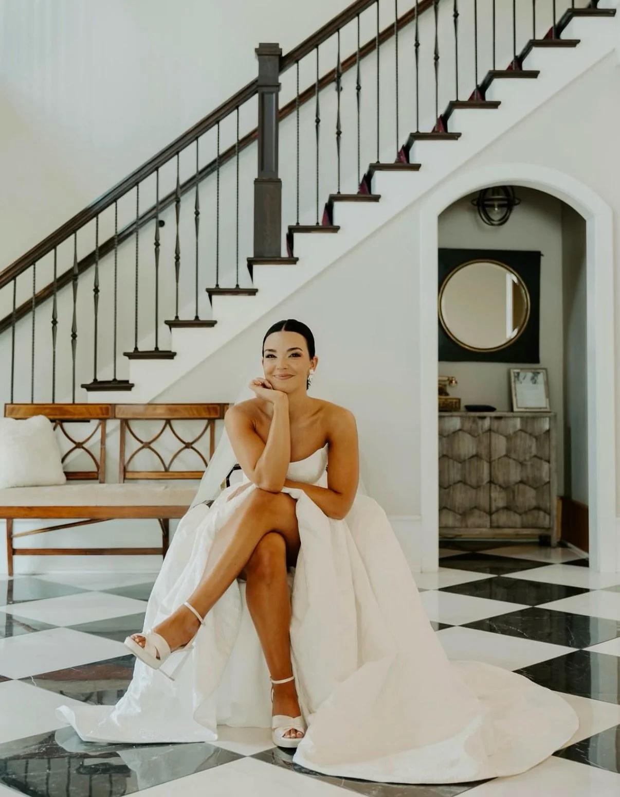 🤍 The Old Money Aesthetic, coming in hot 🤍

📸- @_wholeheartedphoto
CC Bride- @madelineblewis
Rachel dress by @lissimonbridal
💐- @sarahraedesigns