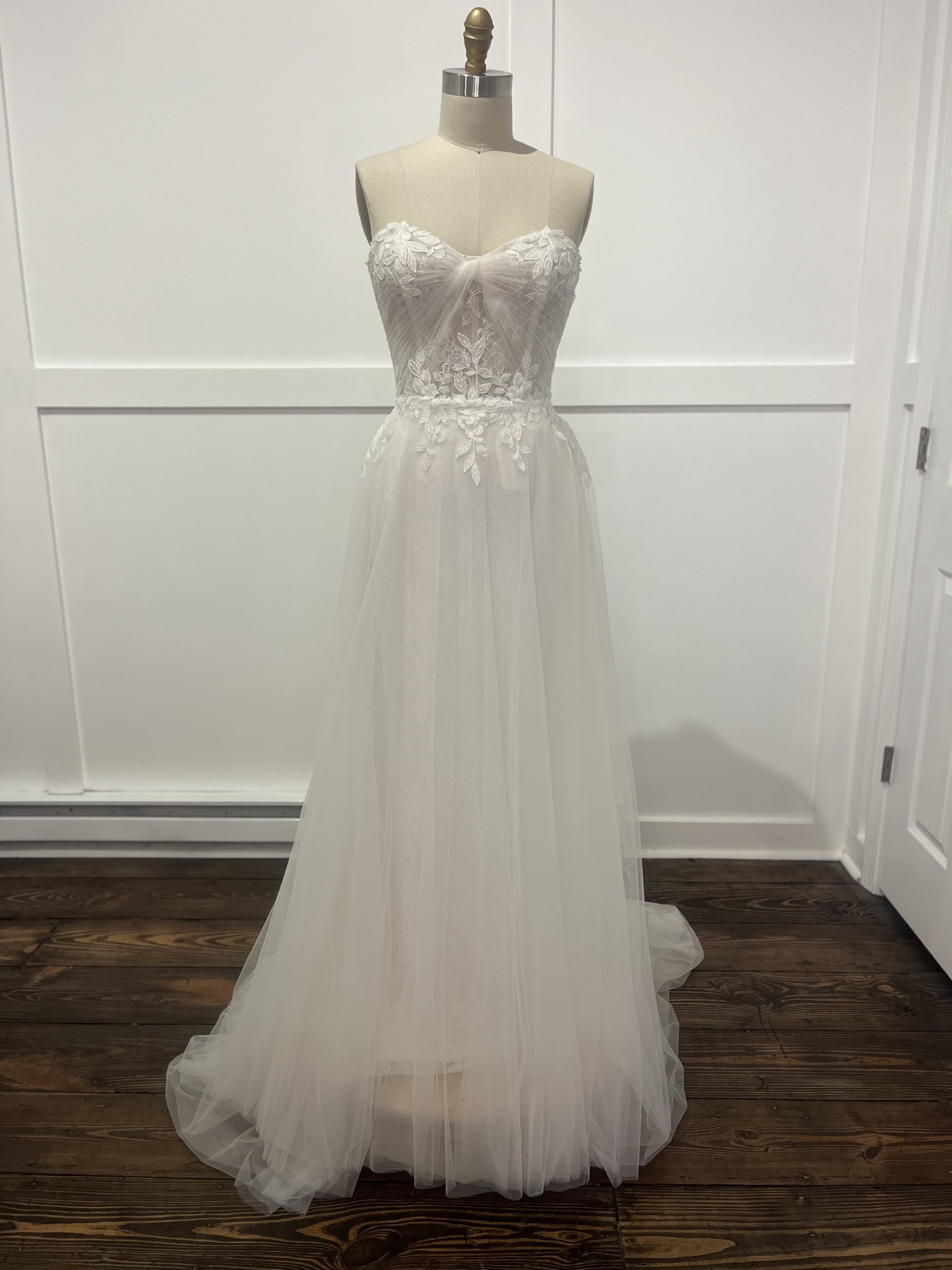 Justin Alexander 55179 Wedding Gown