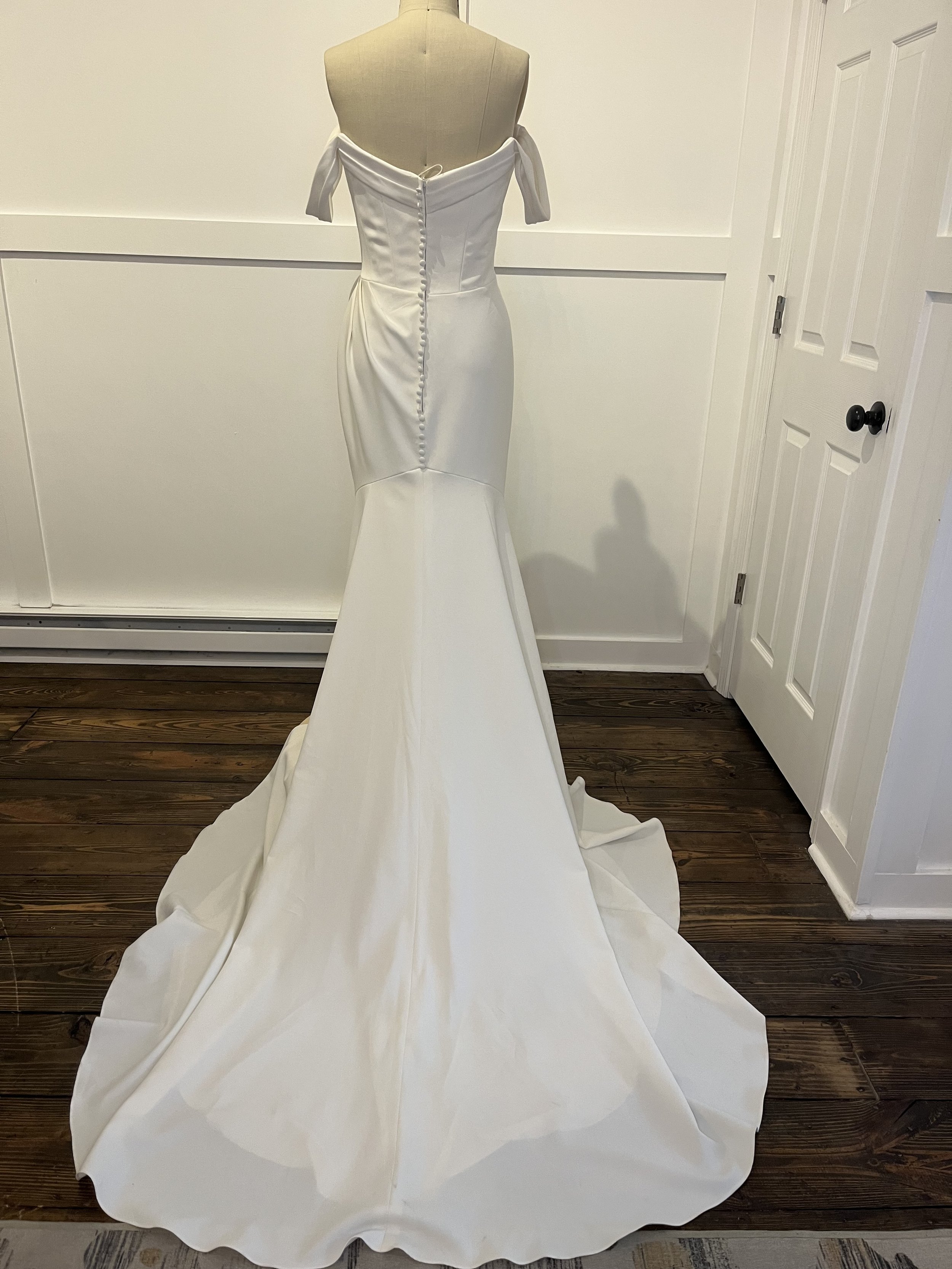 Justin Alexander Rings Style 55181 Wedding Gown Back