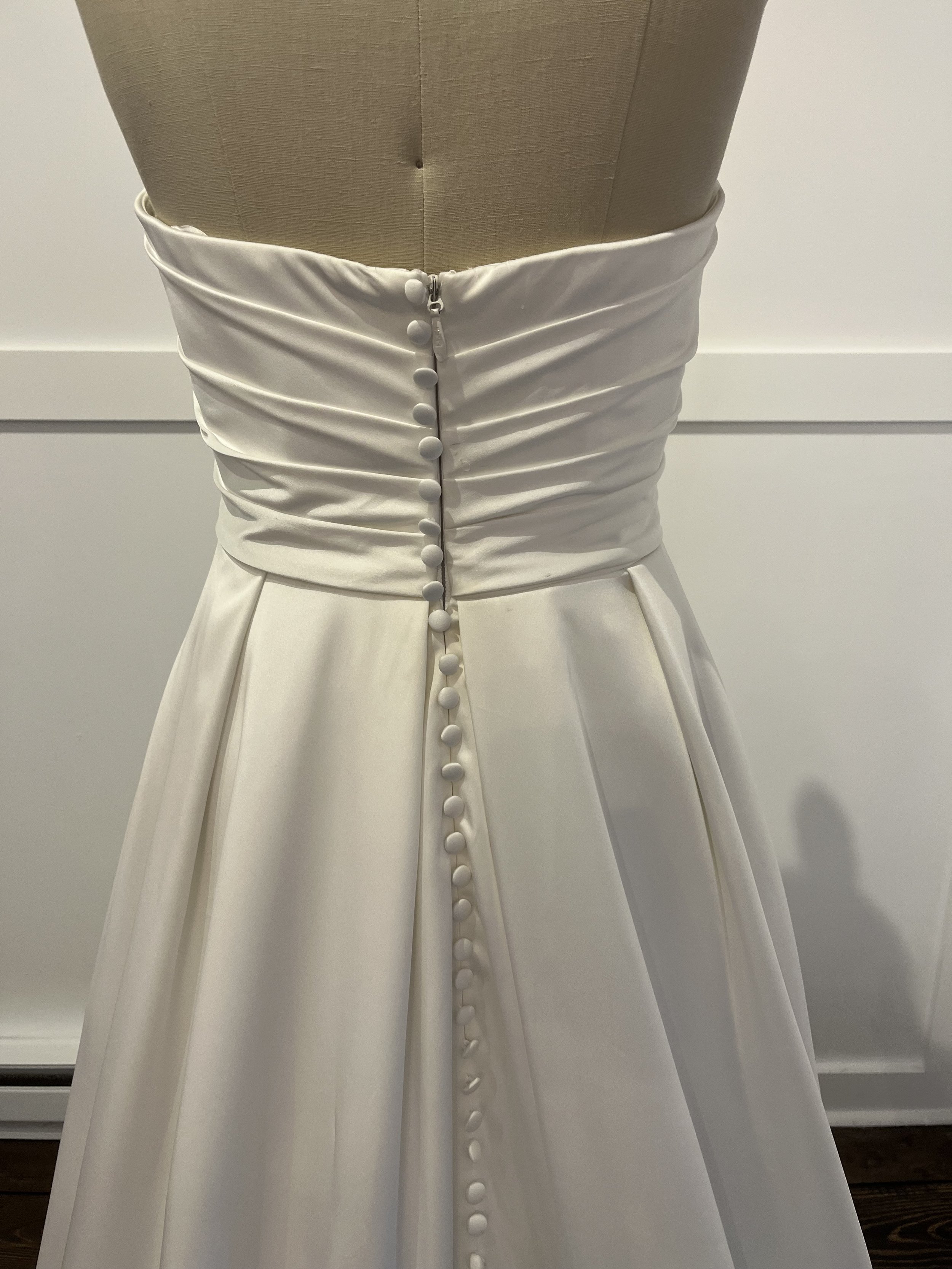 Madi Lane Spencer wedding gown back detail and covered buttons
