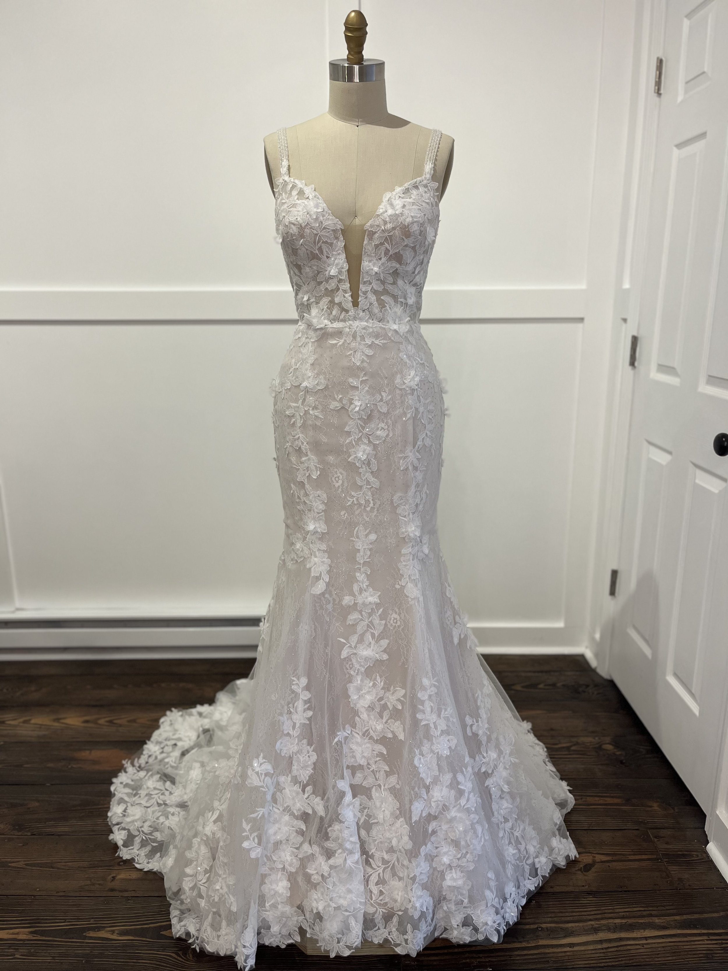 Madi Lane Sasha Wedding Gown