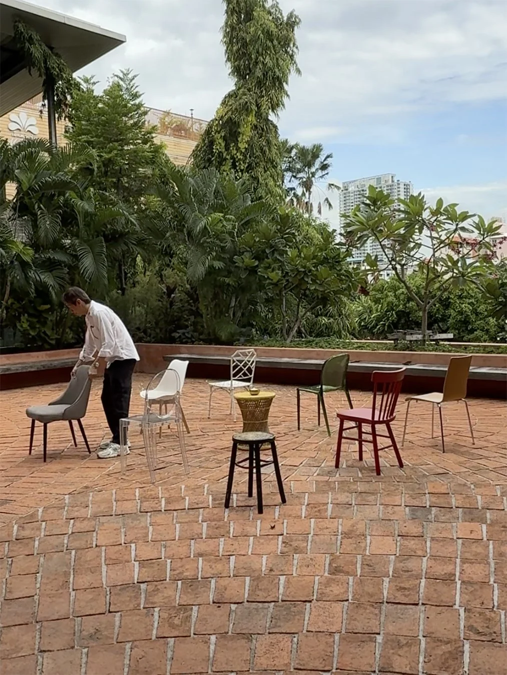11_2025Ghost2568_NineChairs.jpg