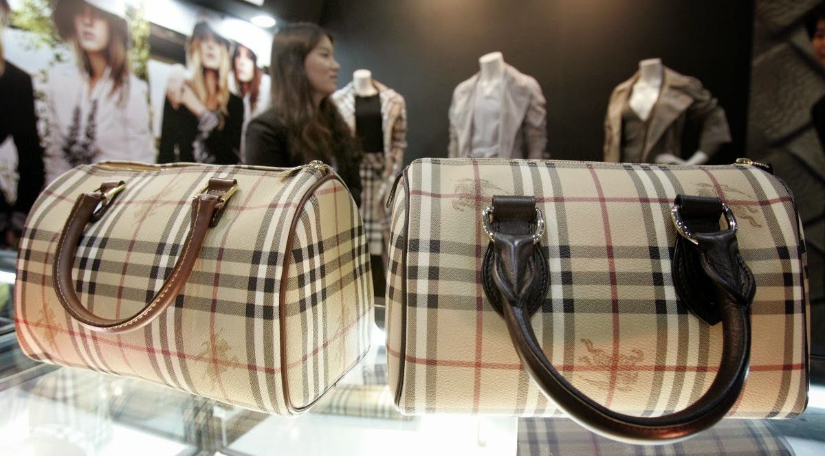 burberry check design