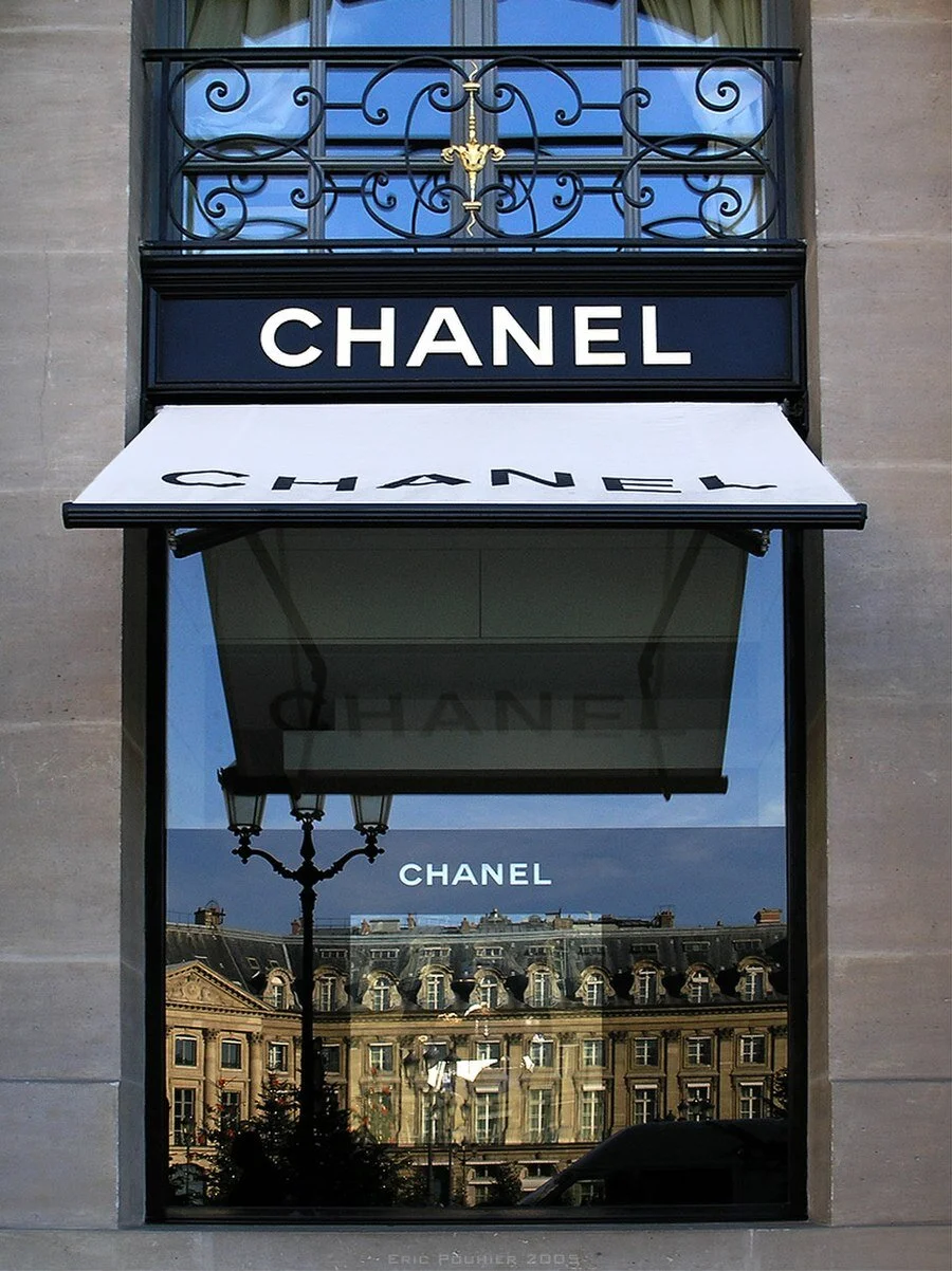 900px-Channel_headquarters_bordercropped.jpg