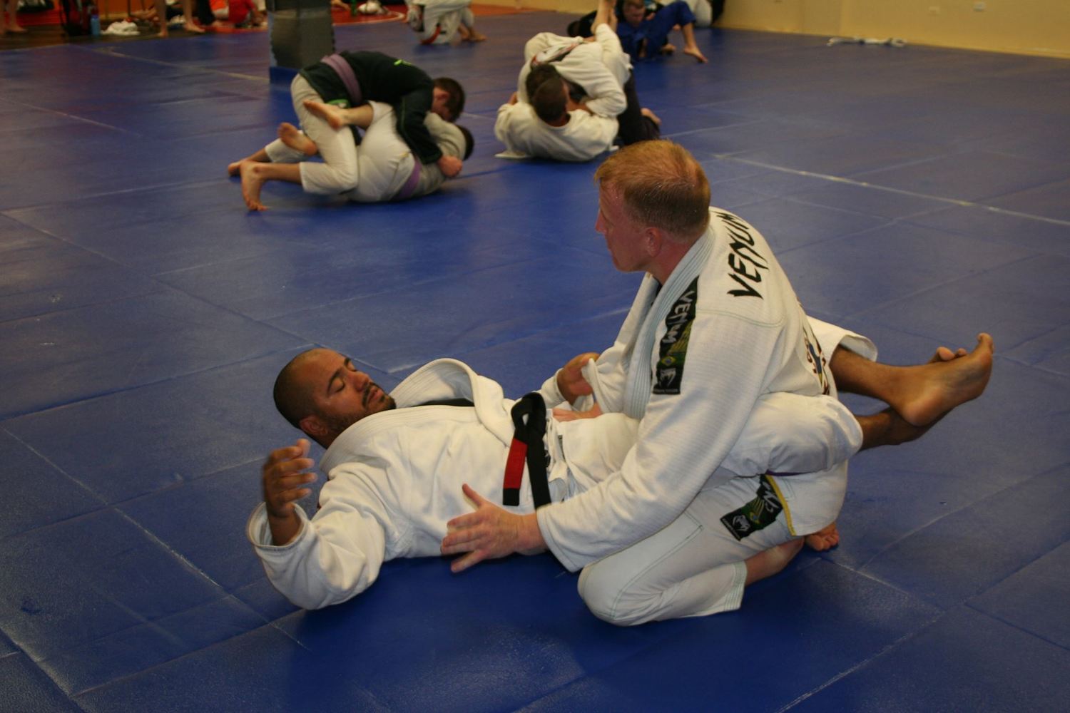 Video Jiu Jitsu - Learn to take the back from the spider guard