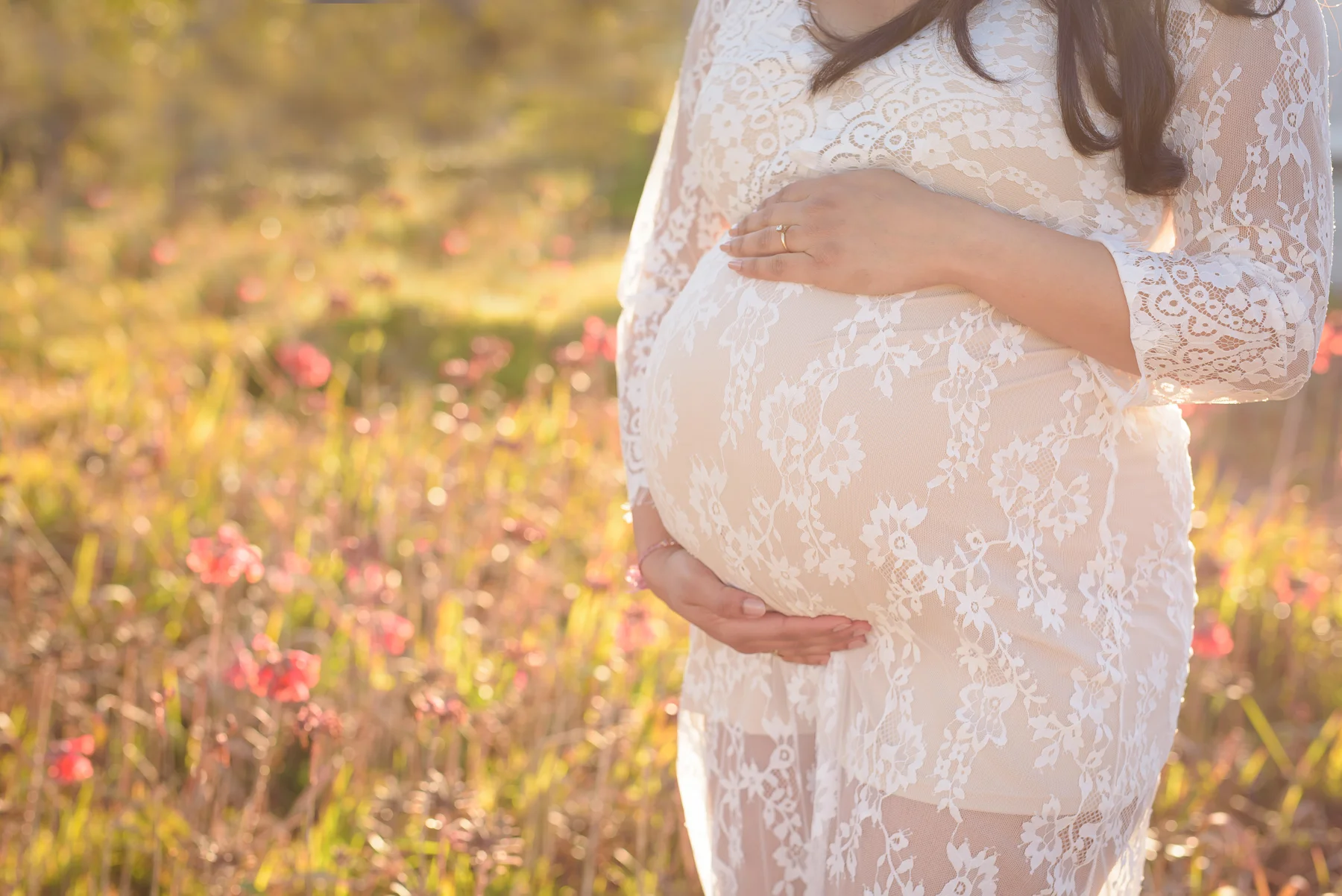 natural maternity photos, maternity photographer central coast, central coast maternity photography