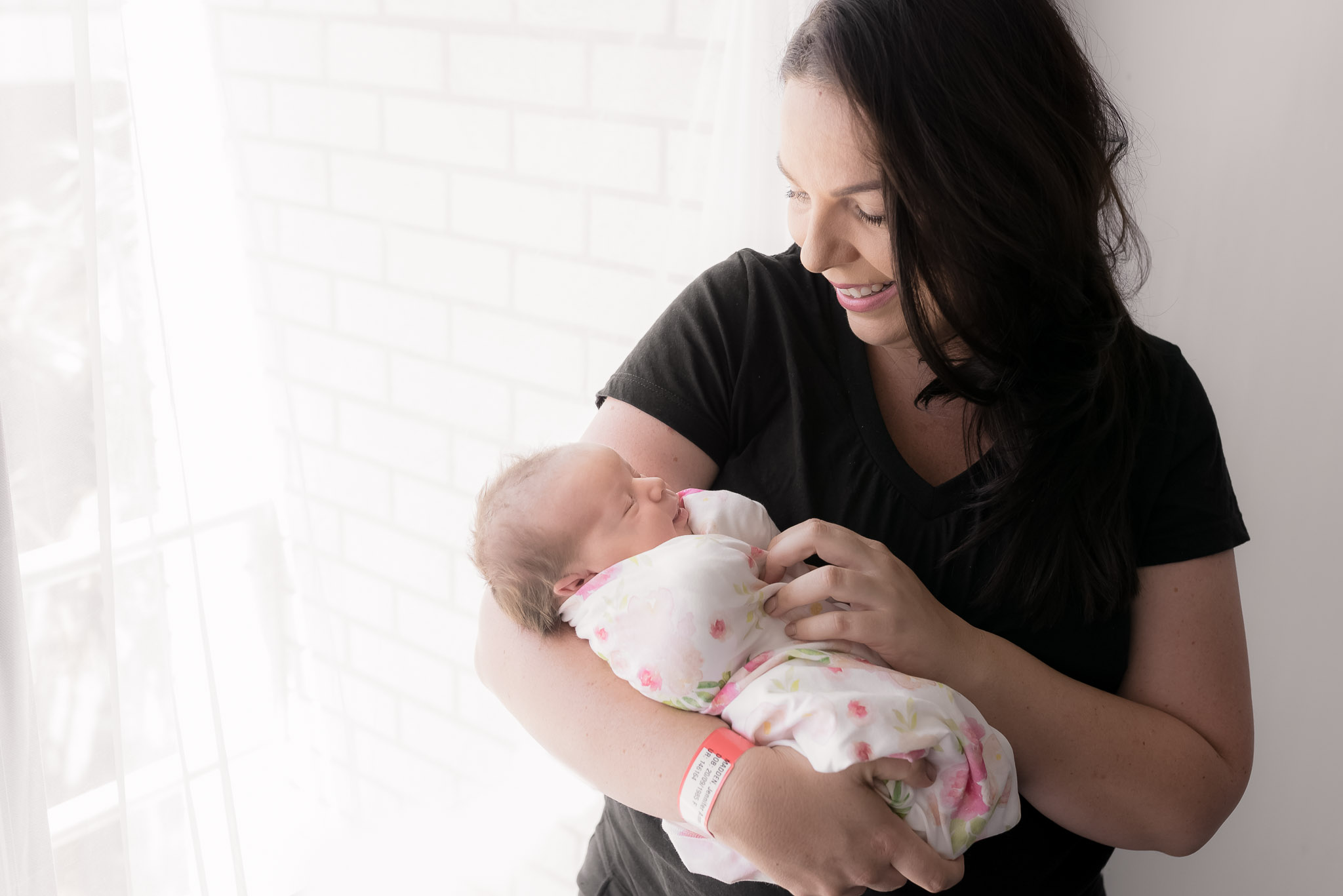 Maggie's first glimpse-20.jpg