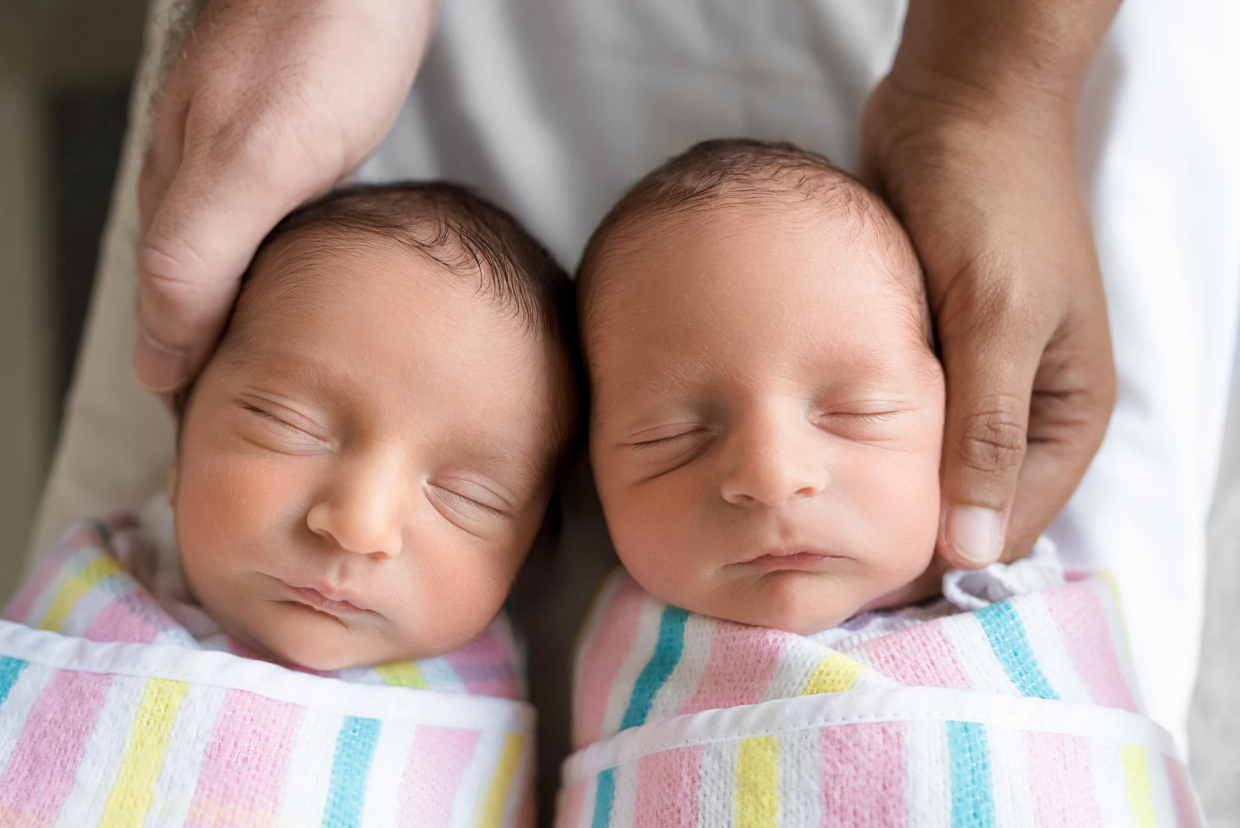 Hugo + Levi first glimpse-5.jpg
