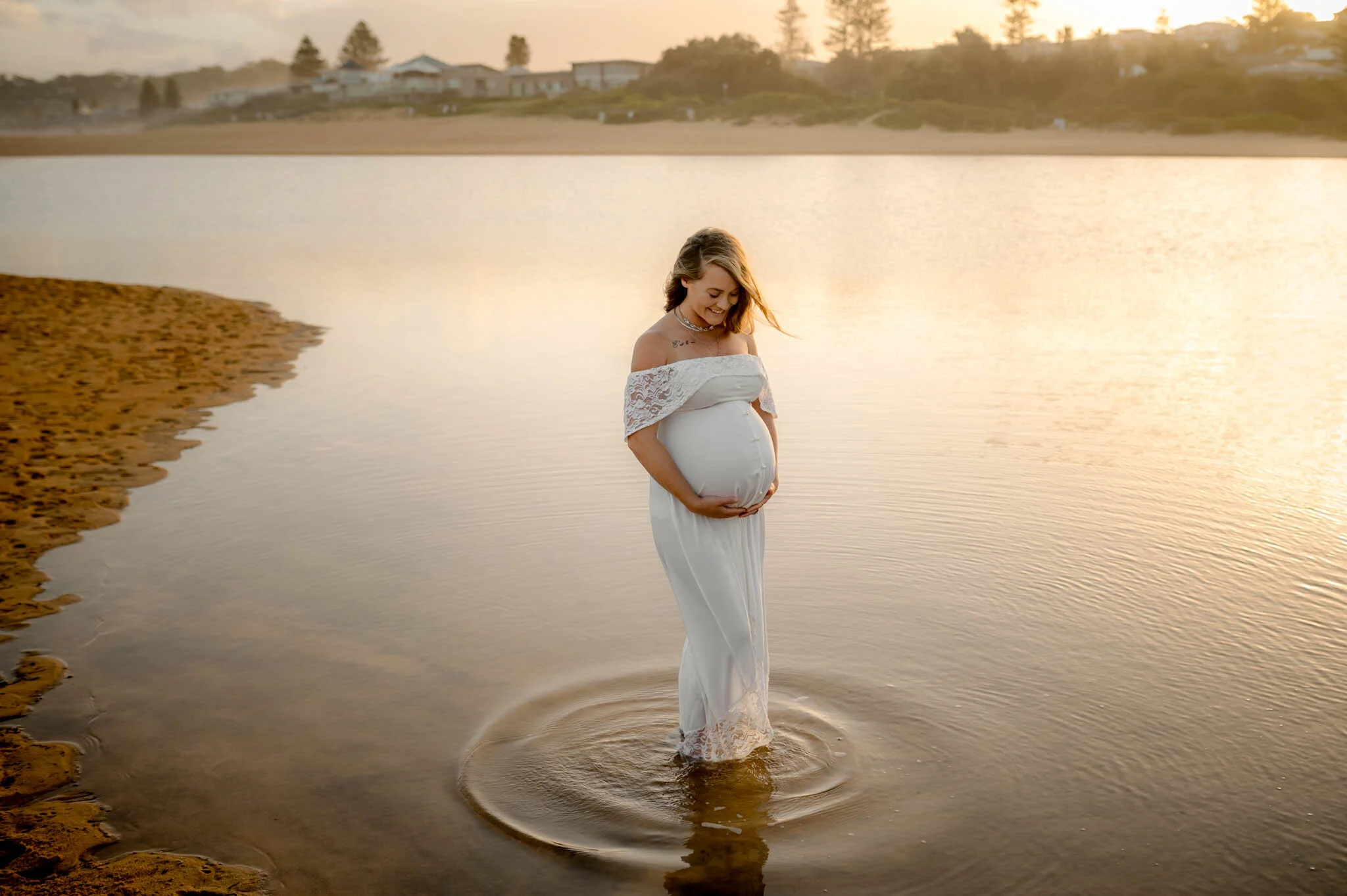 Central Coast maternity photographer